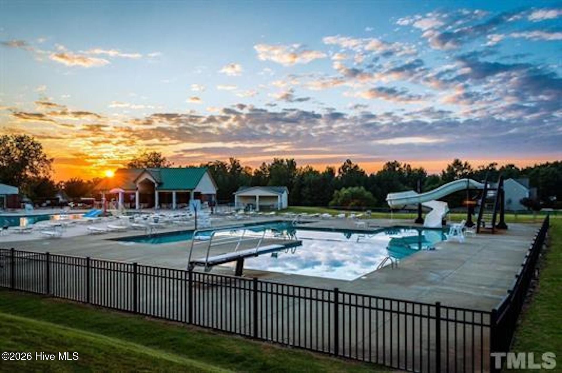 121 Cinnabar Street. Clayton, NC 27527