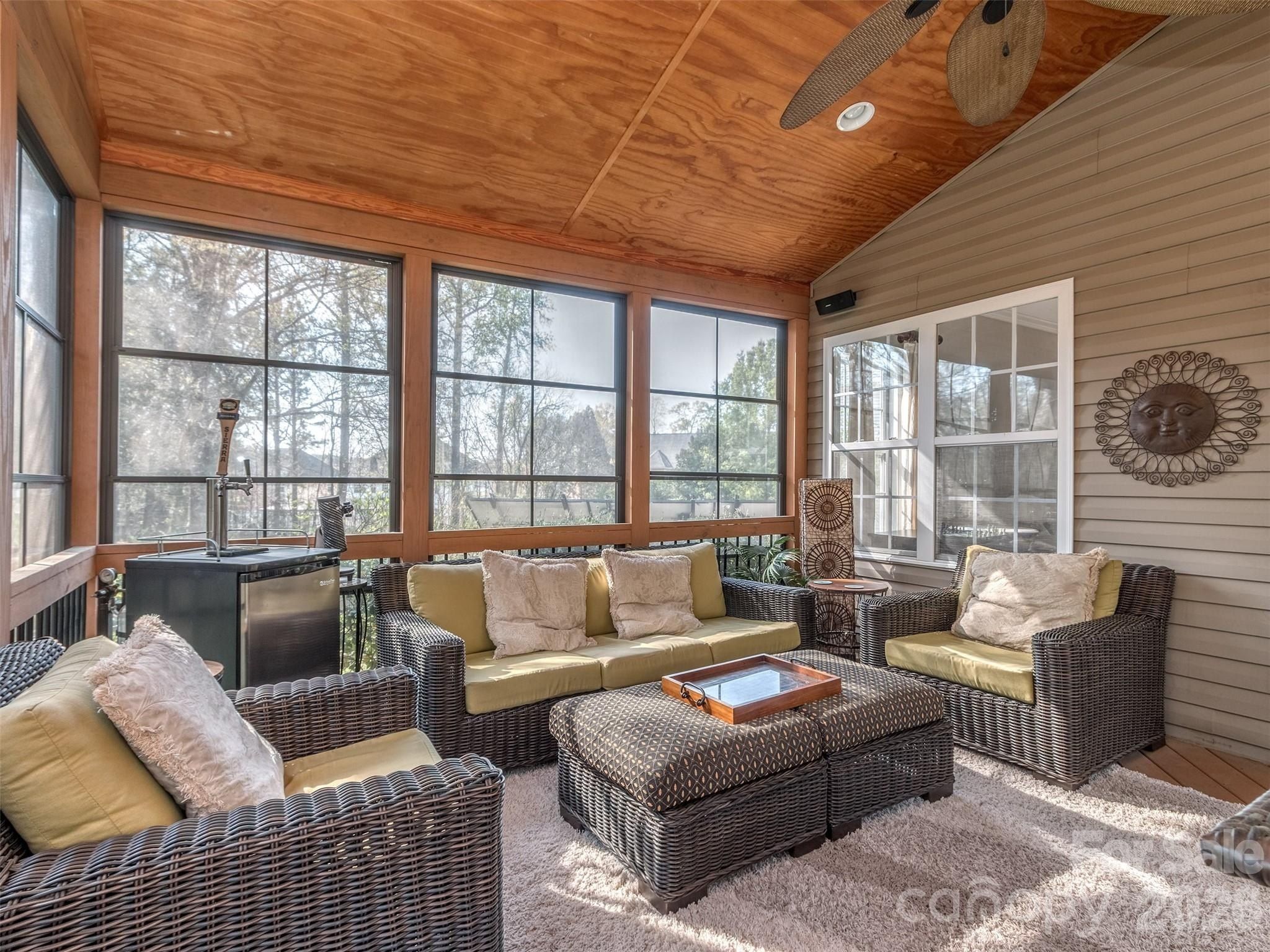 12103 Crescent Run Court. Charlotte, NC 28277