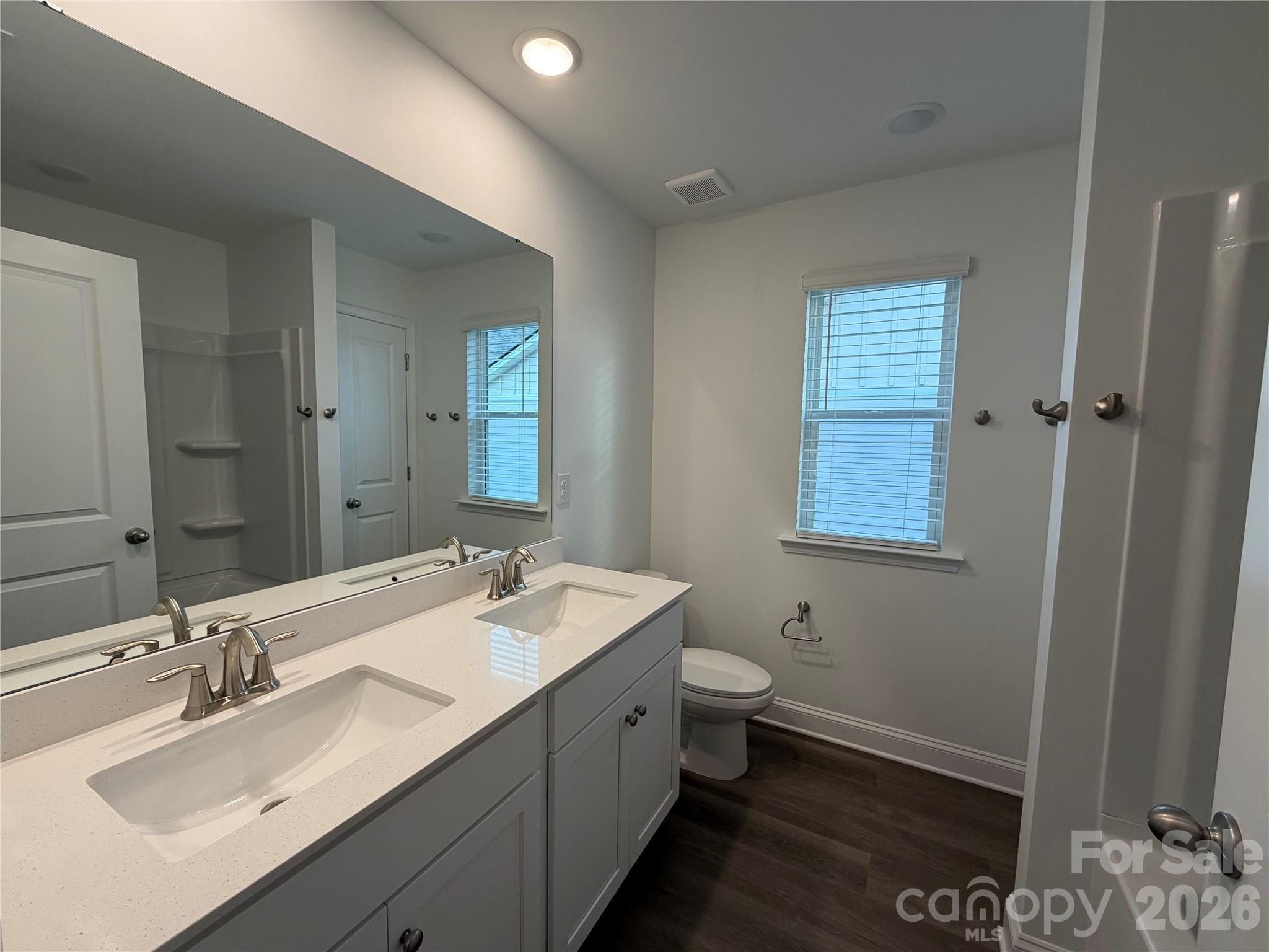 4986 Twin River Drive. Denver, NC 28037