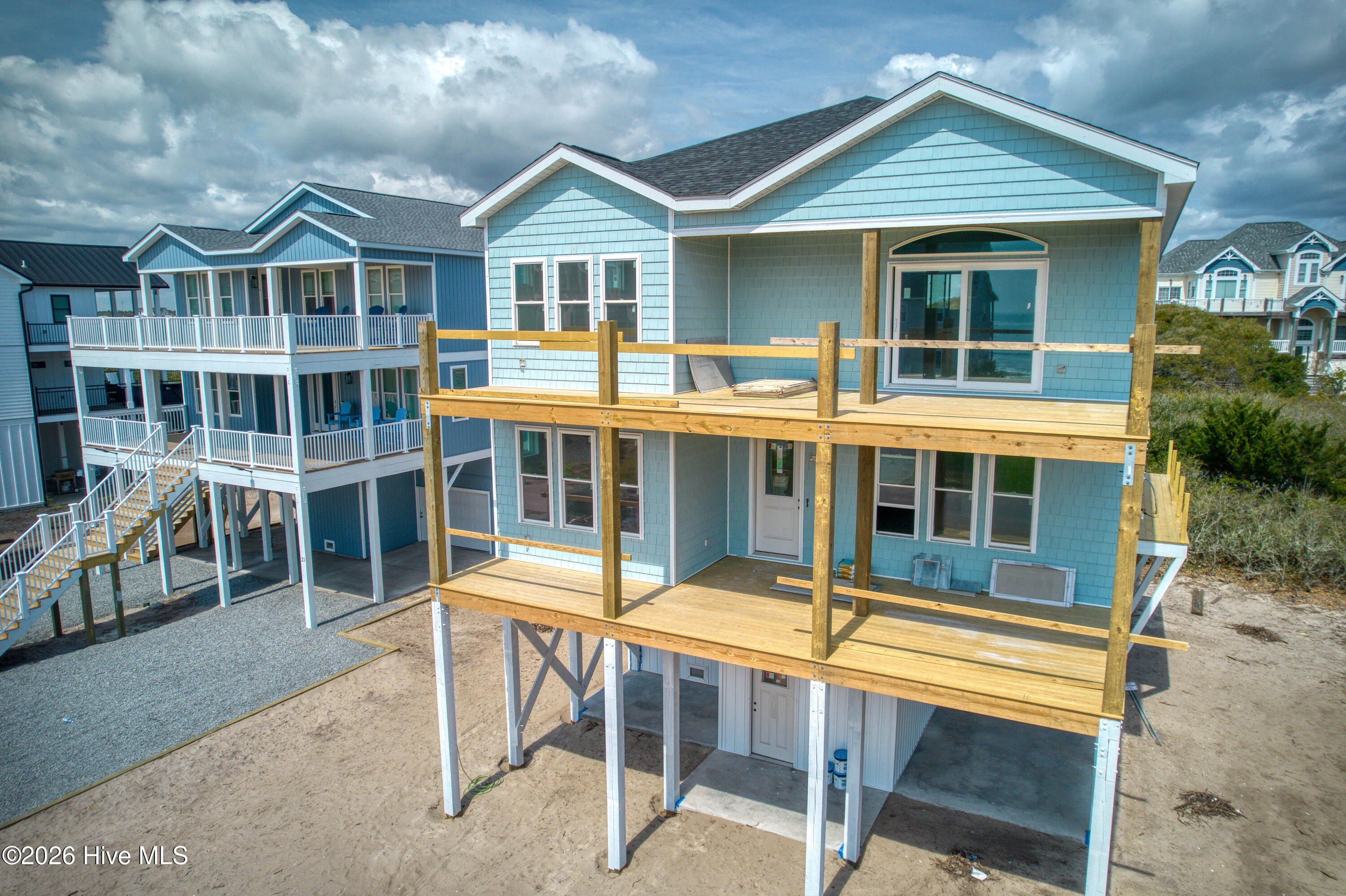 24 Porpoise Place. North Topsail Beach, NC 28460