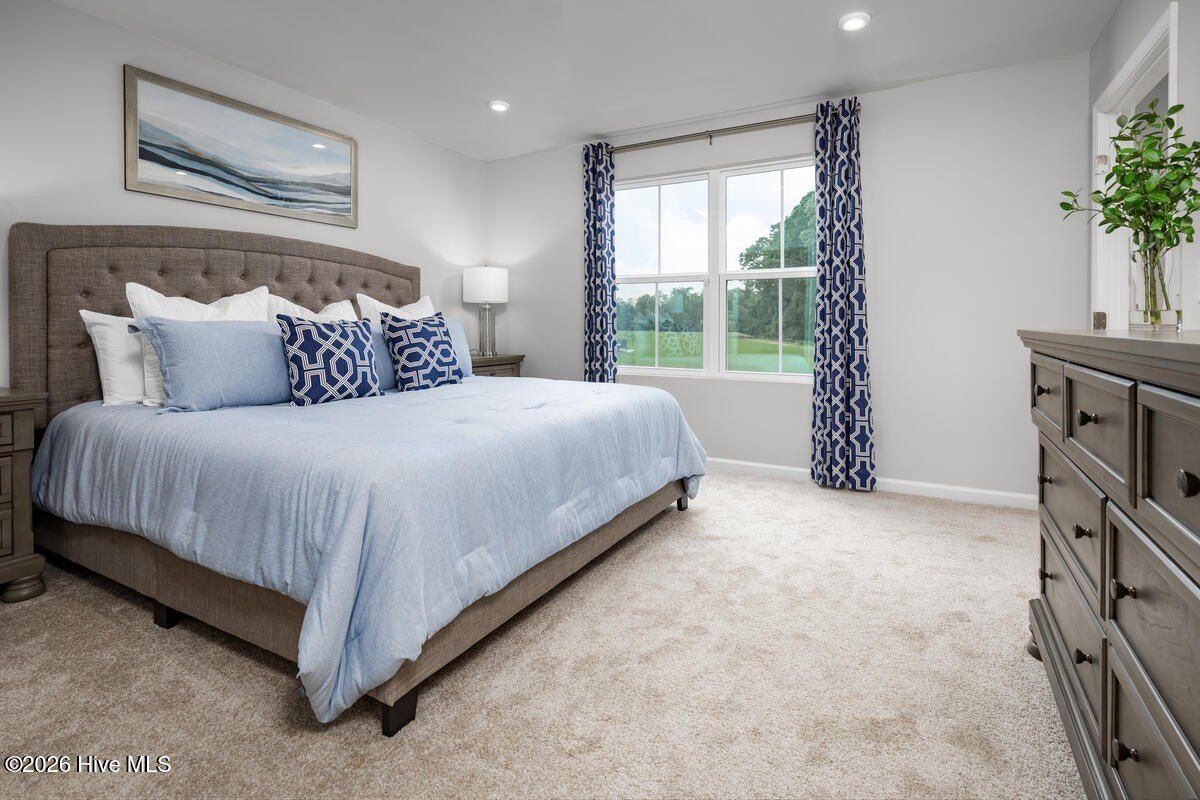 841 Haw Creek Avenue Ne. Winnabow, NC 28479