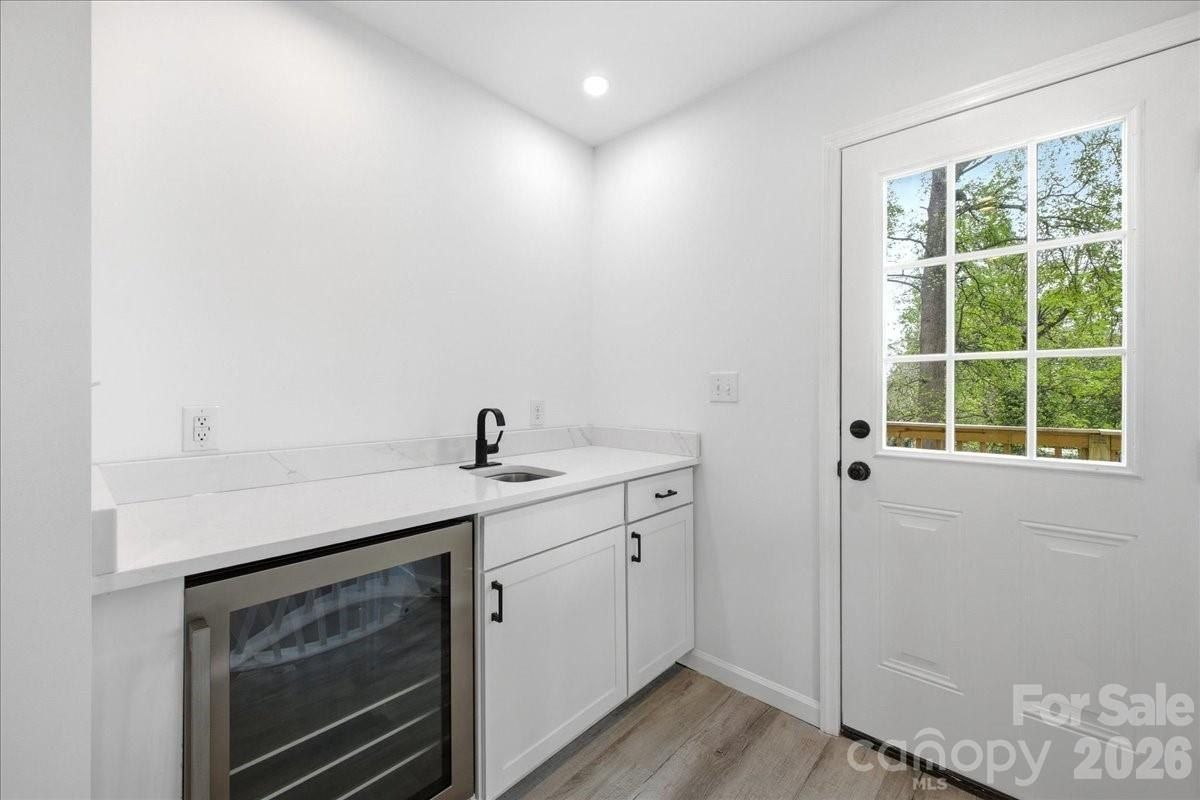 1413 Hateras Avenue. Charlotte, NC 28216