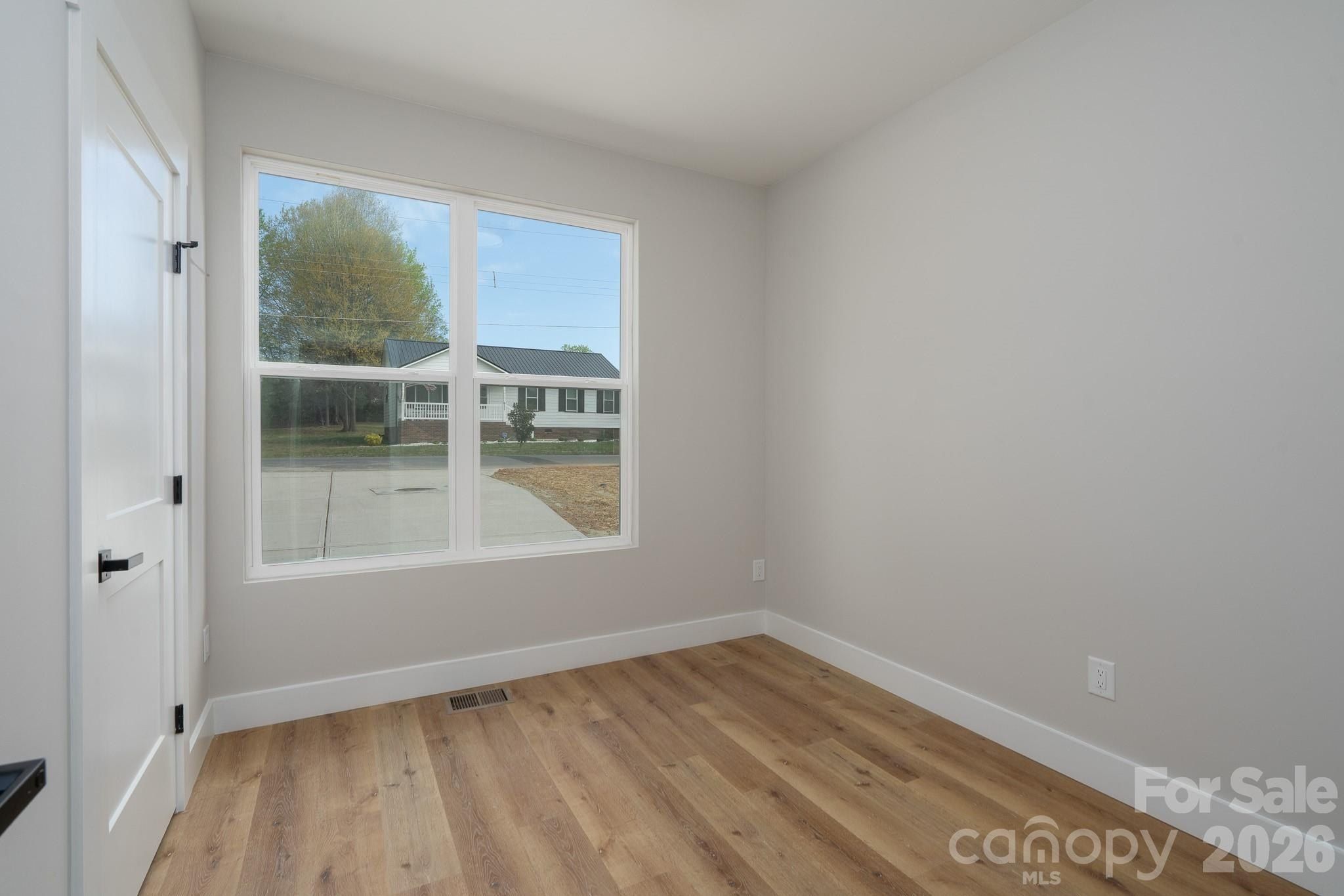 912 B Rhode Island Avenue Nw. Kannapolis, NC 28083
