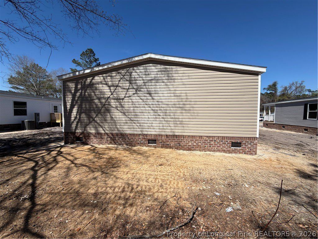 4052 Lodge Drive. Wade, NC 28395