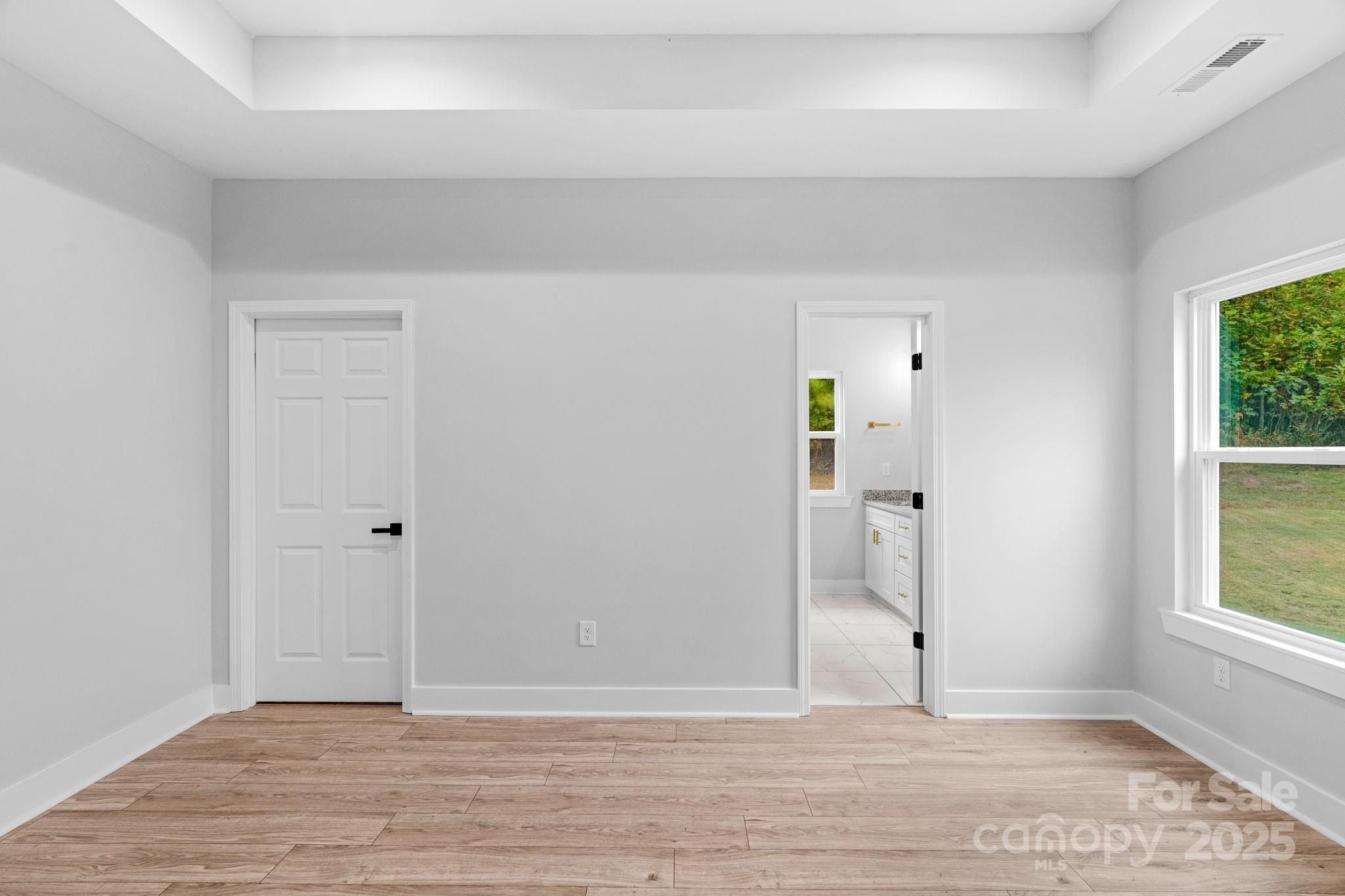 142 Crystal Heights Drive. Hendersonville, NC 28739