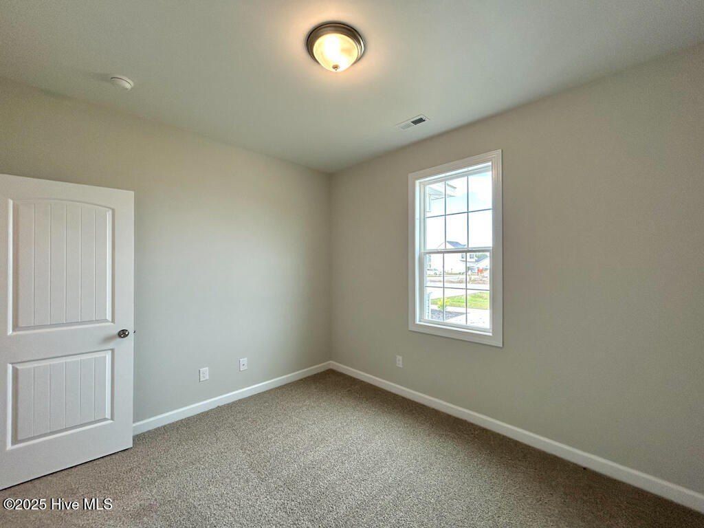 1231 Inner Banks Lane. Jacksonville, NC 28546