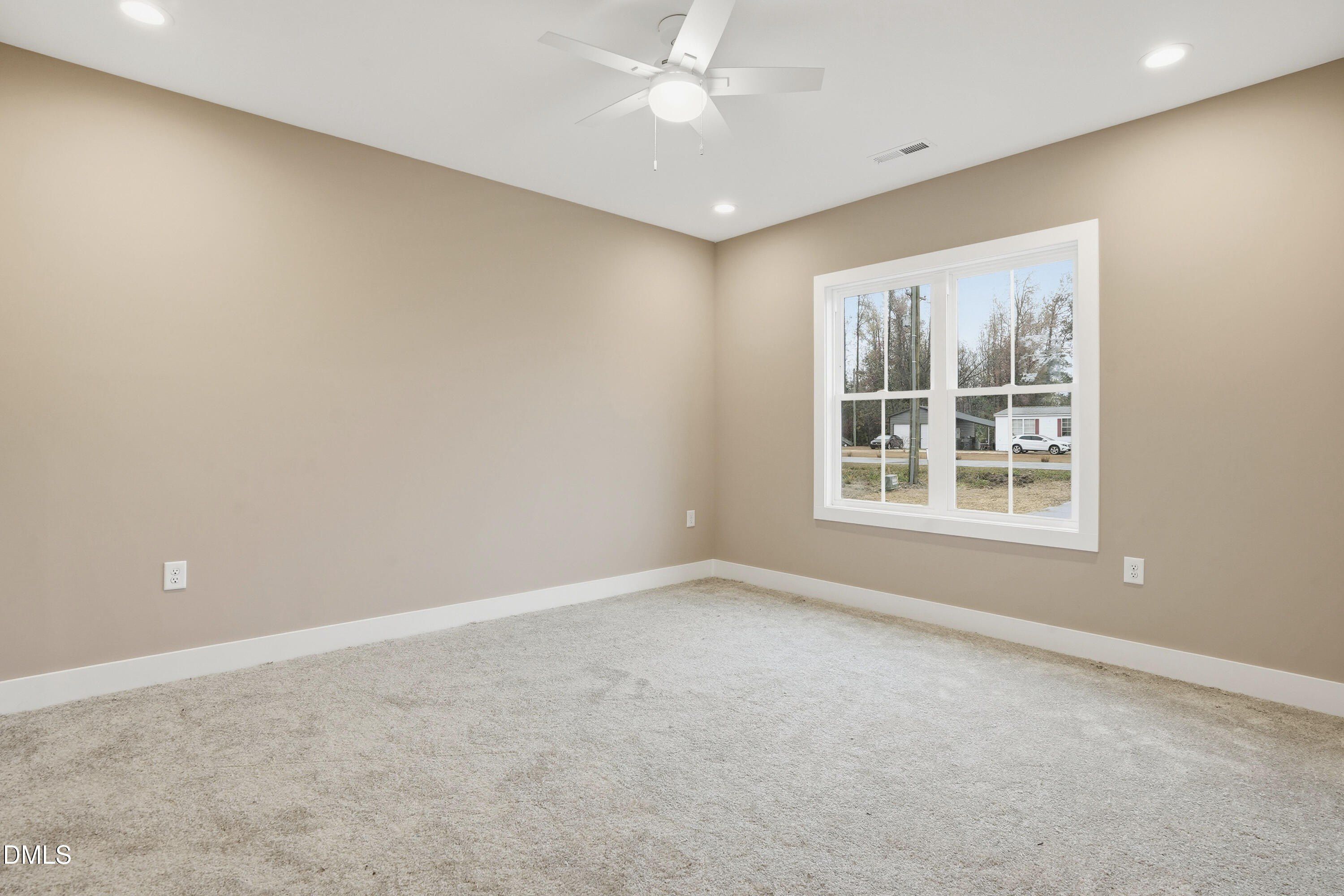 1049 Jada Allen Road. Dunn, NC 28334