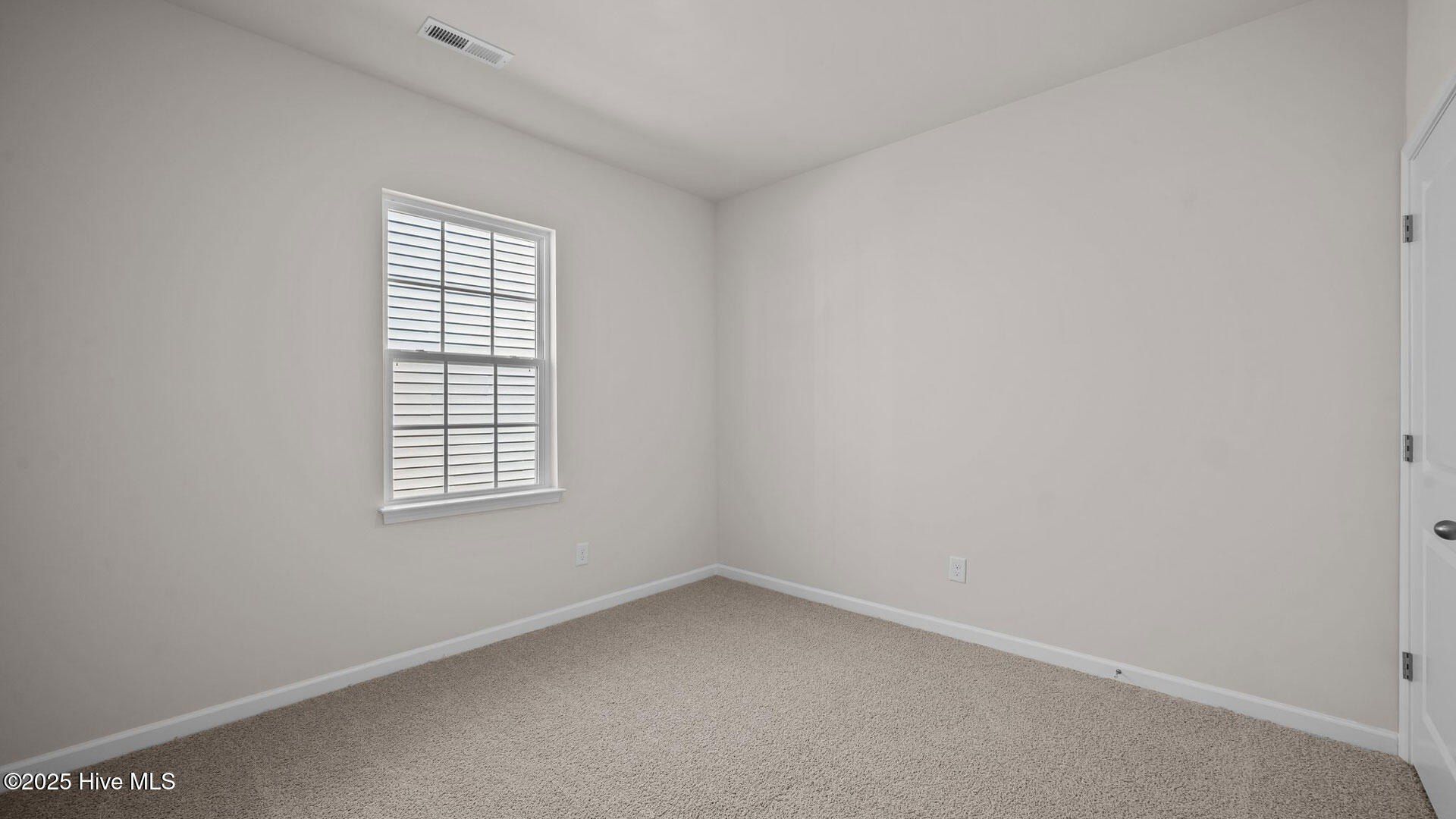 1412 Green Ridge Drive. Winterville, NC 28590