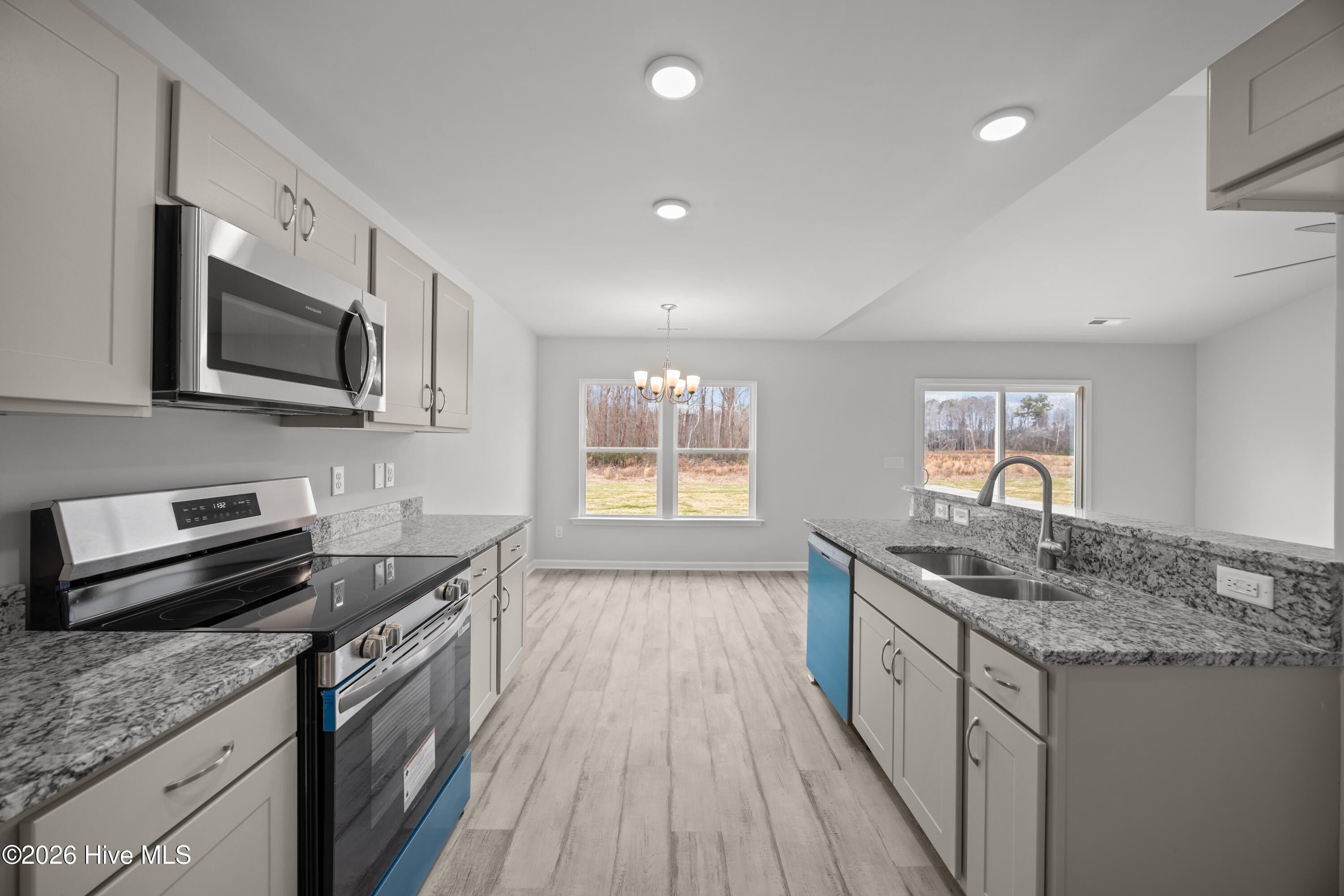 6339 Brassie Drive. Grifton, NC 28530