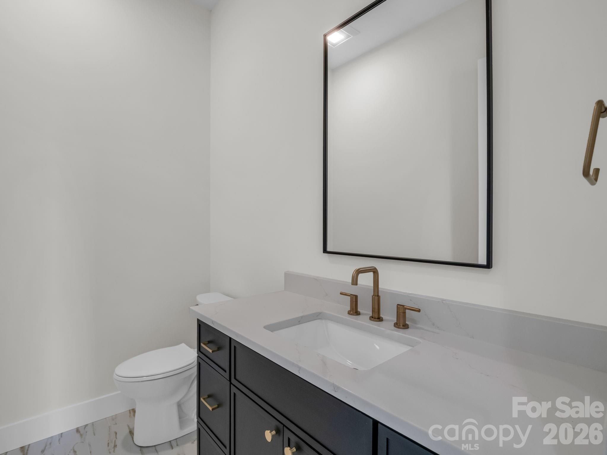 90 Summit Hill Road. Hendersonville, NC 28791