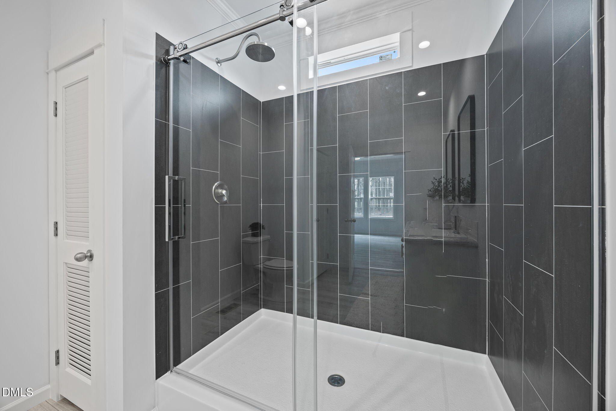 62 Privette Way. Zebulon, NC 27597