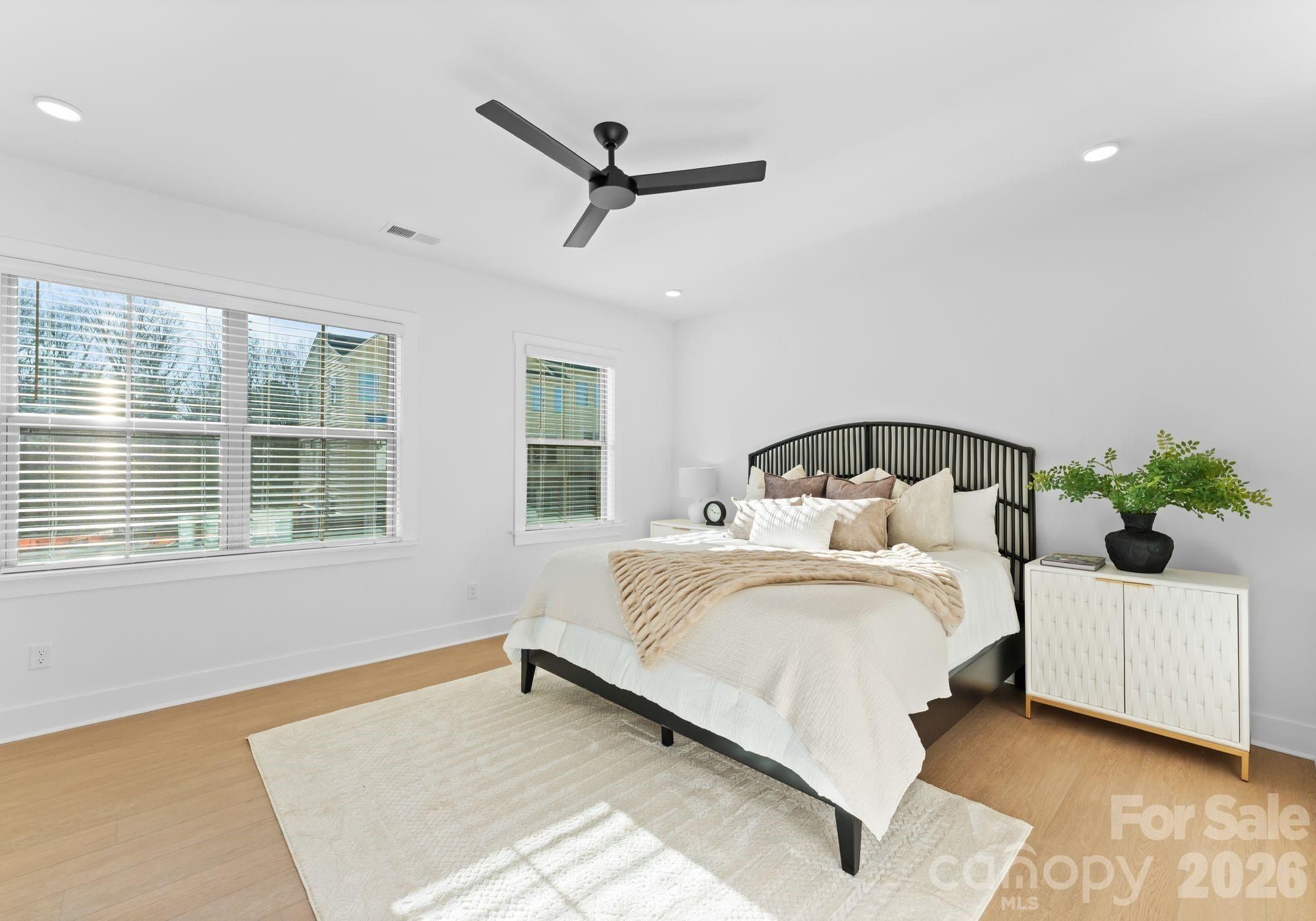 824 Garringer Place. Charlotte, NC 28208