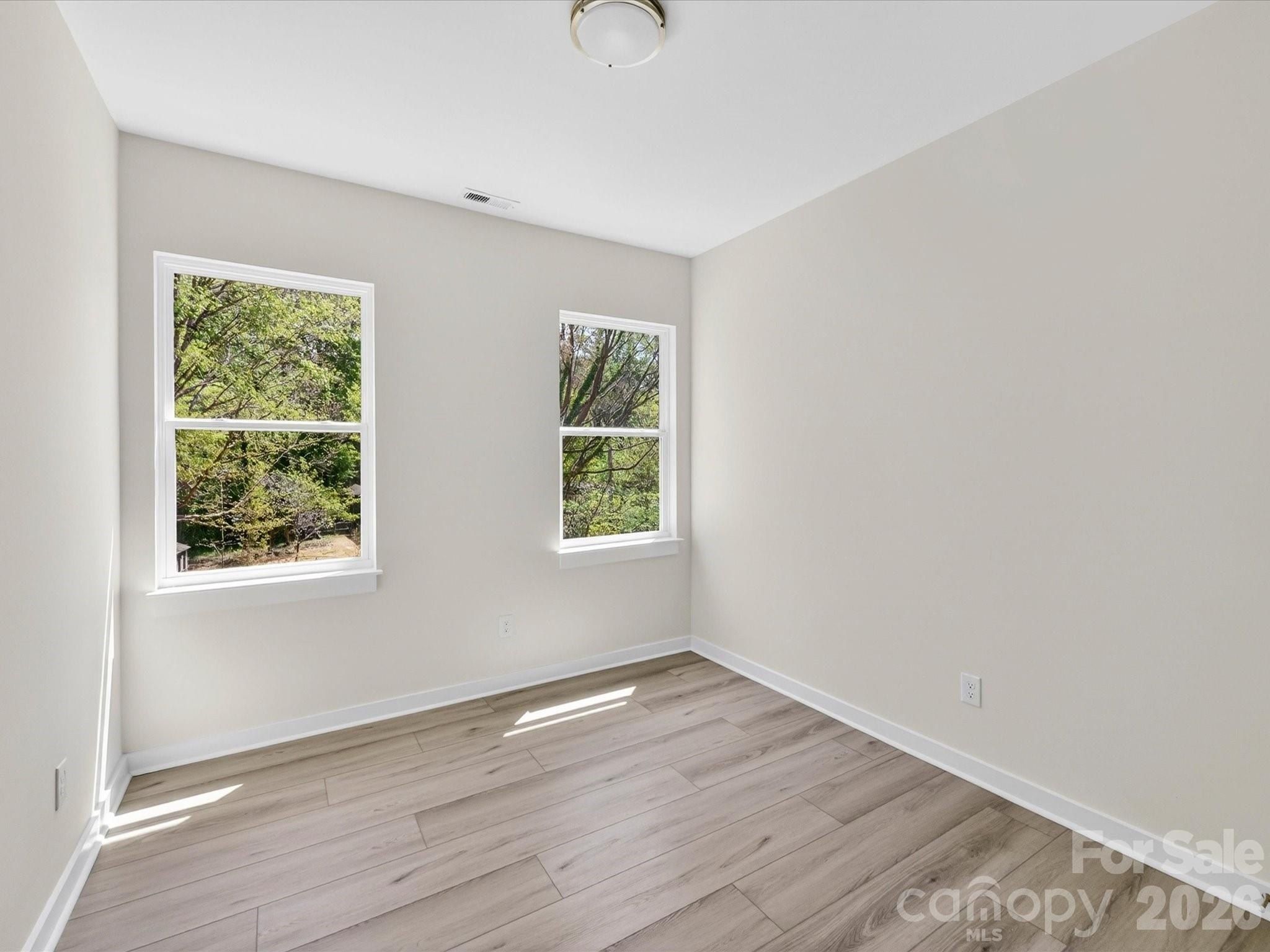 655 Stillgreen Lane. Charlotte, NC 28214