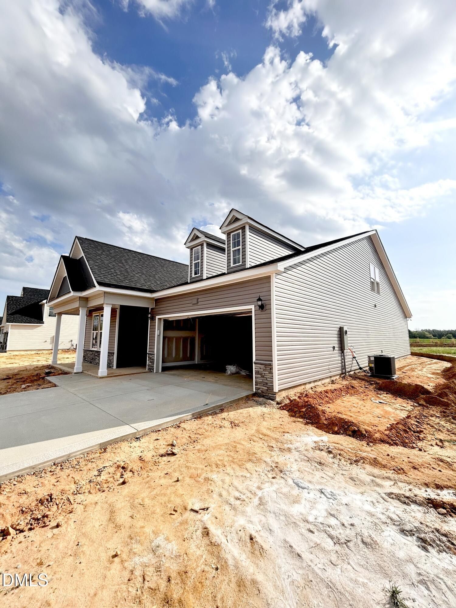 82 Maverick Lane. Dunn, NC 28334