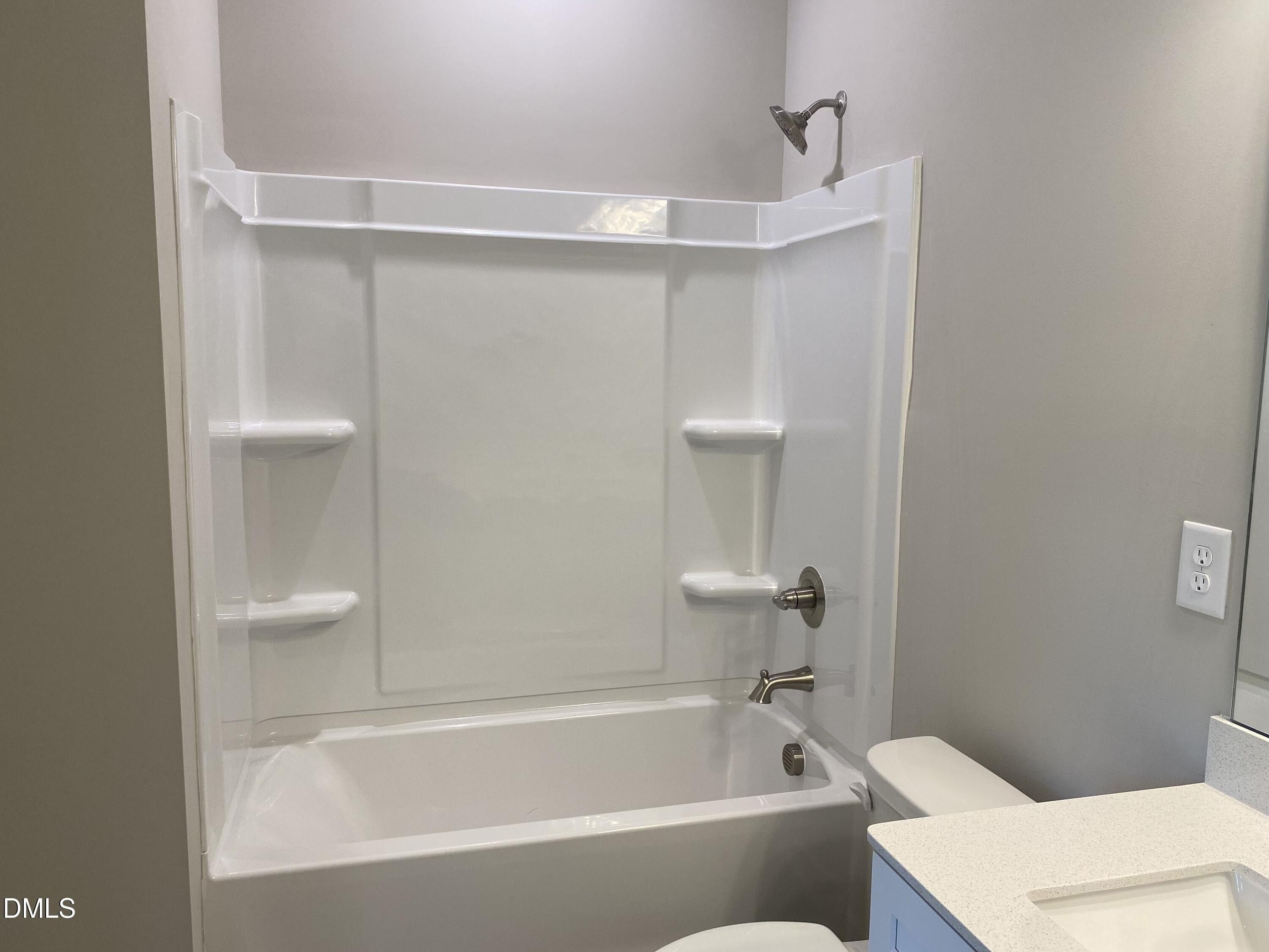 1175 Scarlet Oak Road. Spring Hope, NC 27882