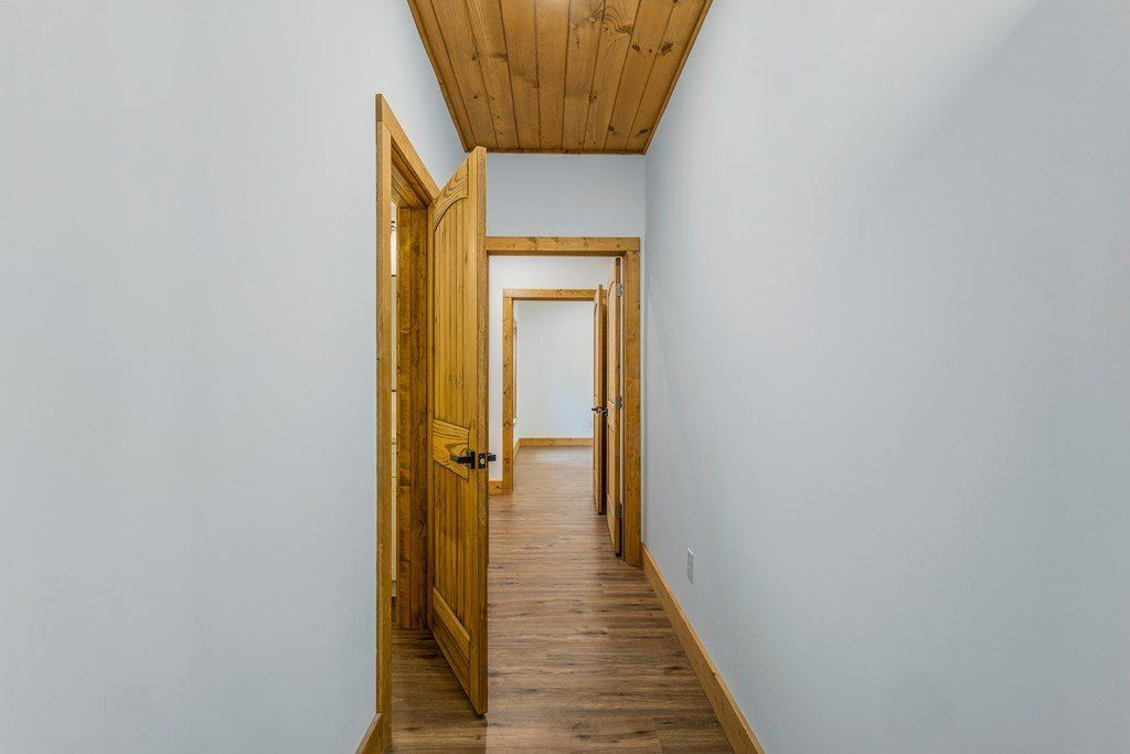 342 Hunter Ridge. Murphy, NC 28906