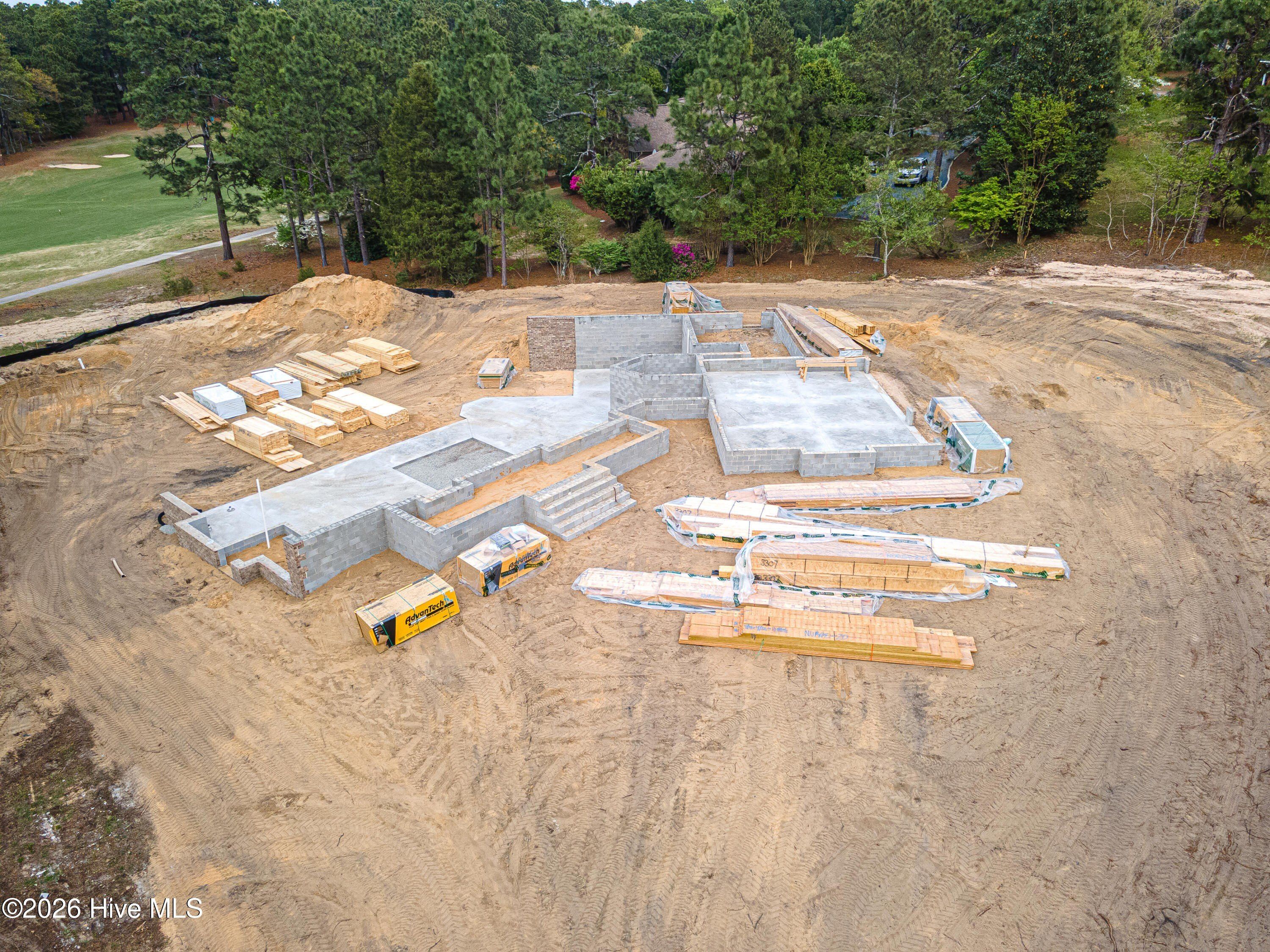 20 New Castle Place. Pinehurst, NC 28374