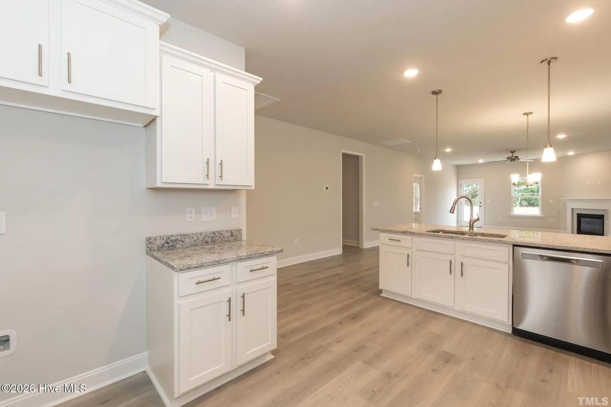 3138 Firefly Trail. Grimesland, NC 27837