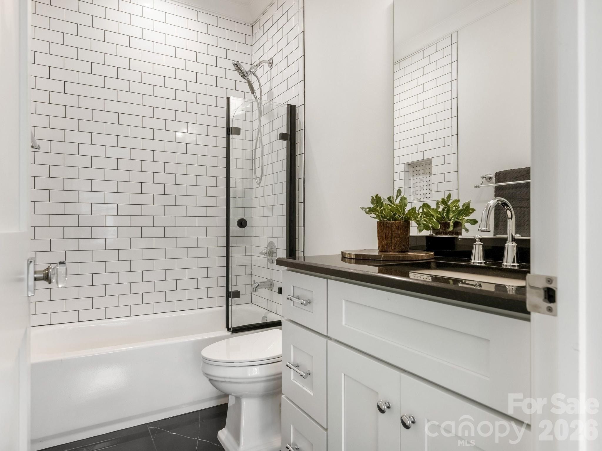 405 Audrey Place. Charlotte, NC 28226