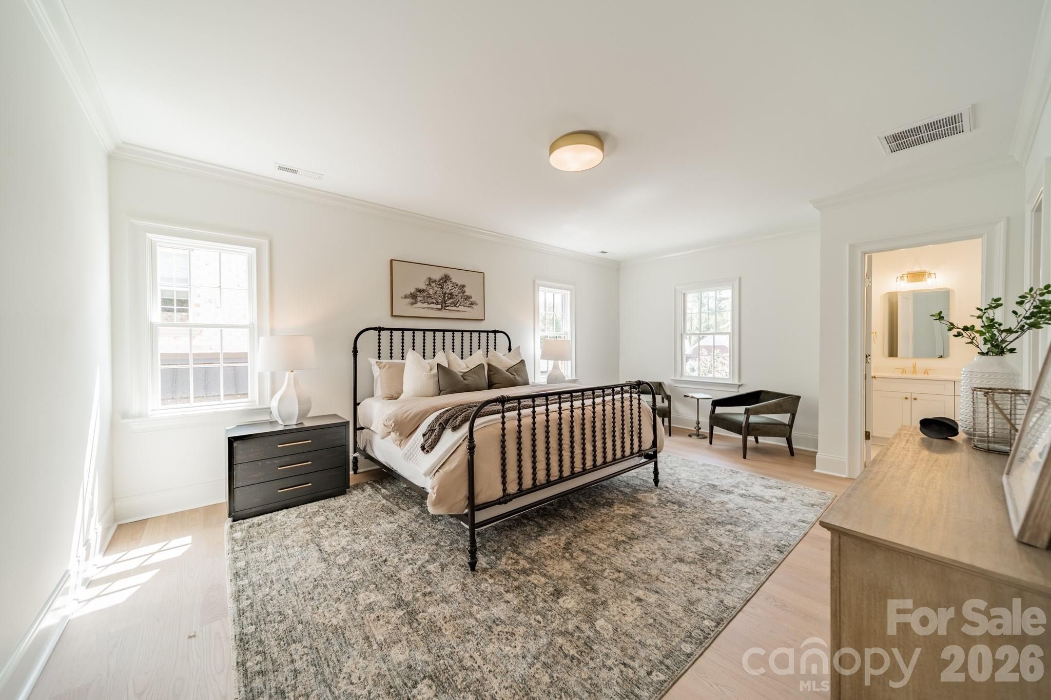 4004 Nettie Court. Charlotte, NC 28211
