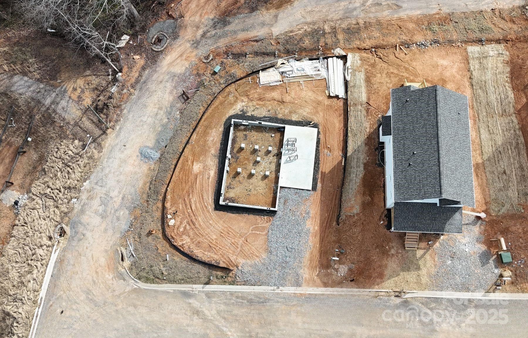 35 Loblolly Lane. Asheville, NC 28803