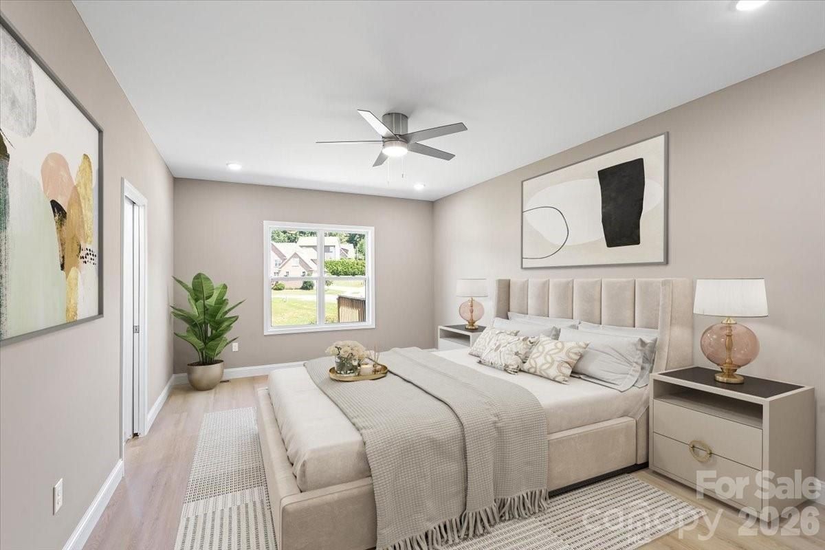 1033 12Th Avenue Drive Nw. Hickory, NC 28601