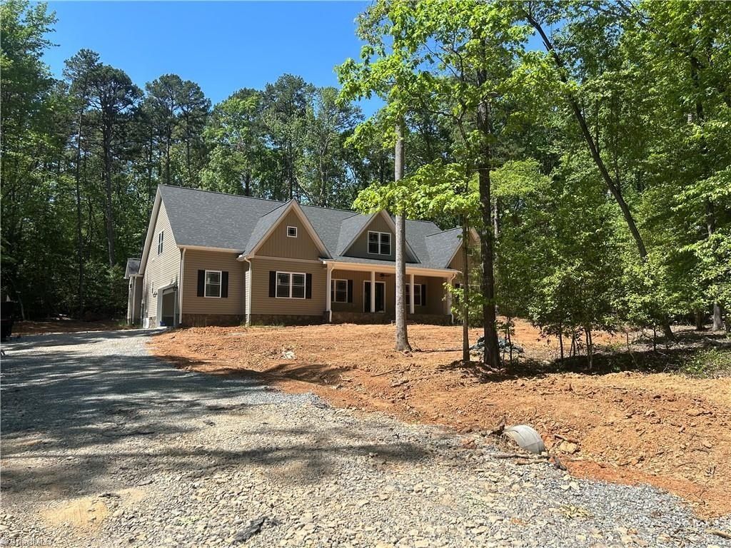 582 Starboard Reach. Lexington, NC 27292