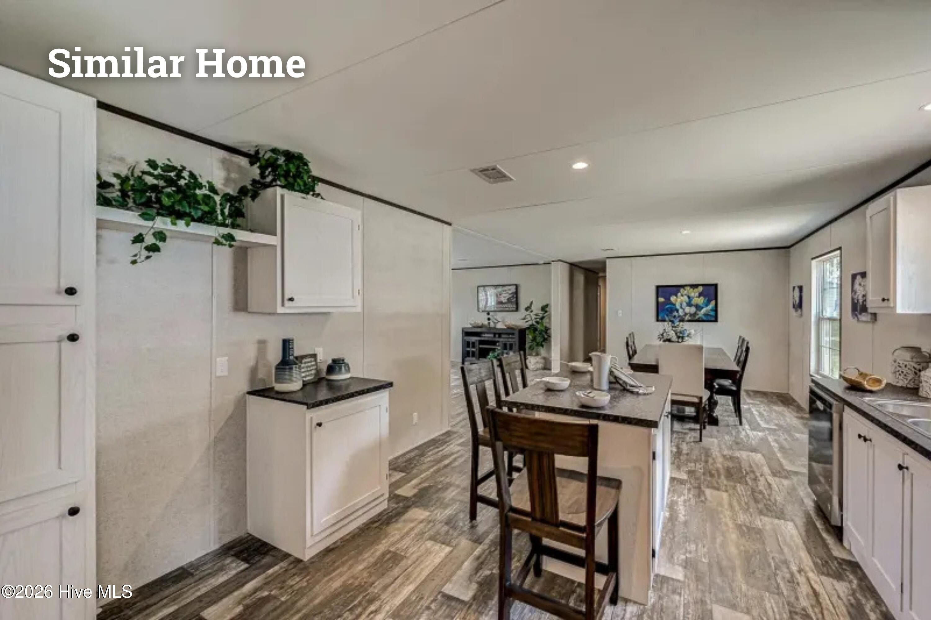 463 N Lee Avenue. Beulaville, NC 28518