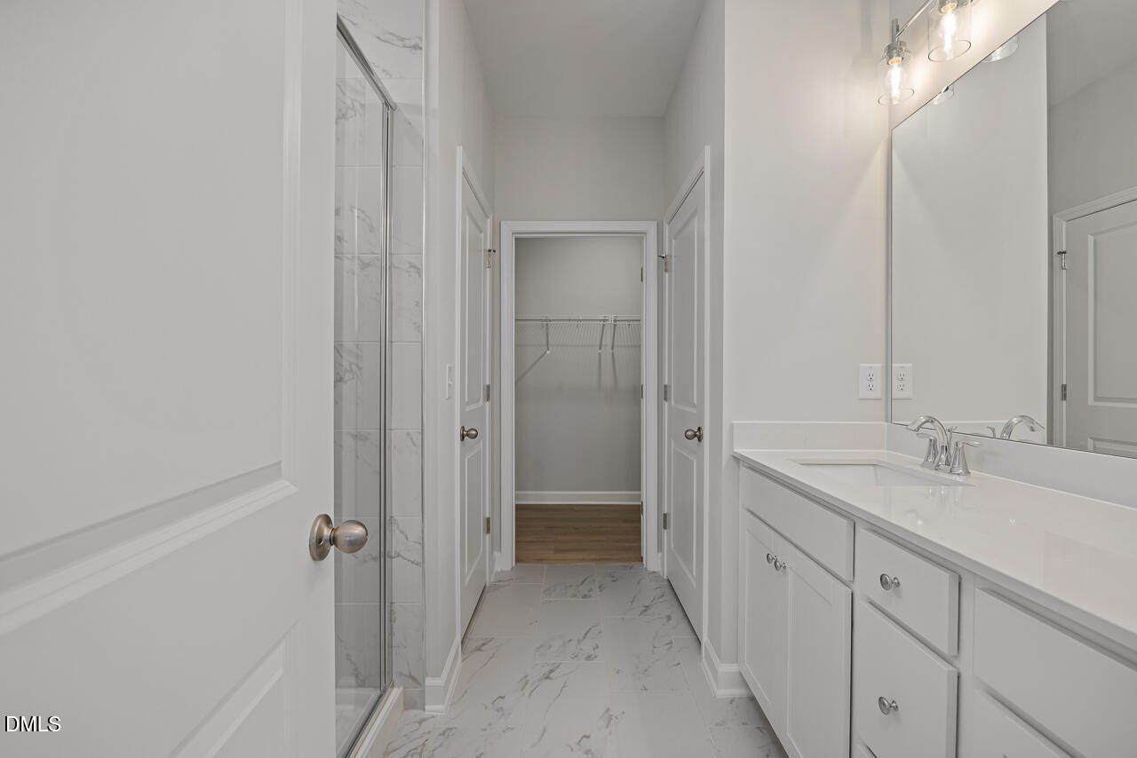 601 Crescent Wood Trail. Zebulon, NC 27597