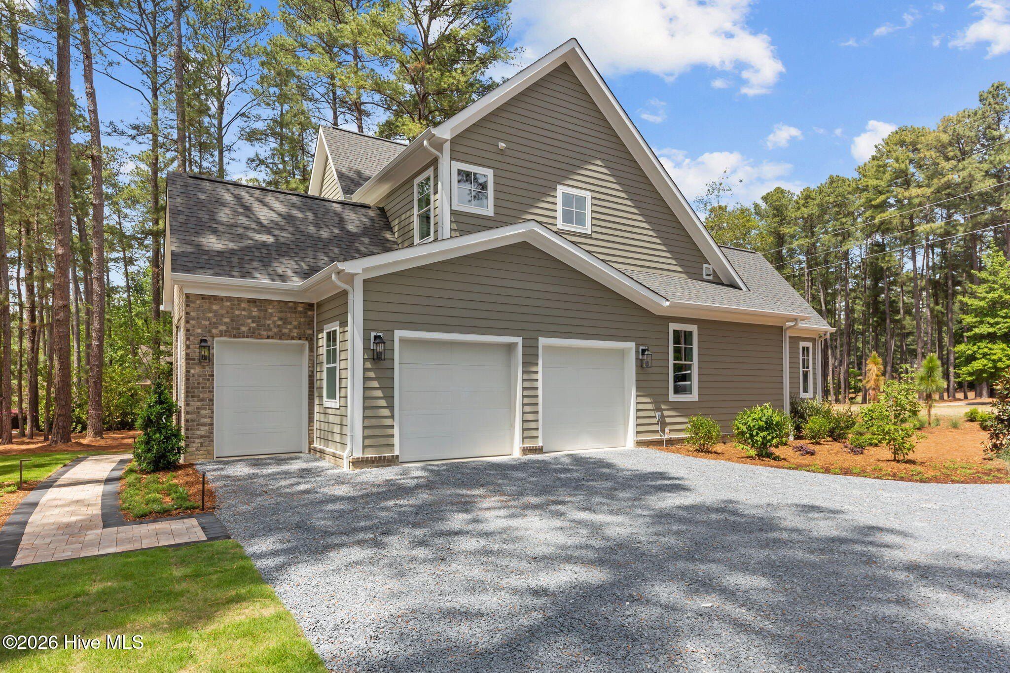 62 Mcmichael Drive. Pinehurst, NC 28374
