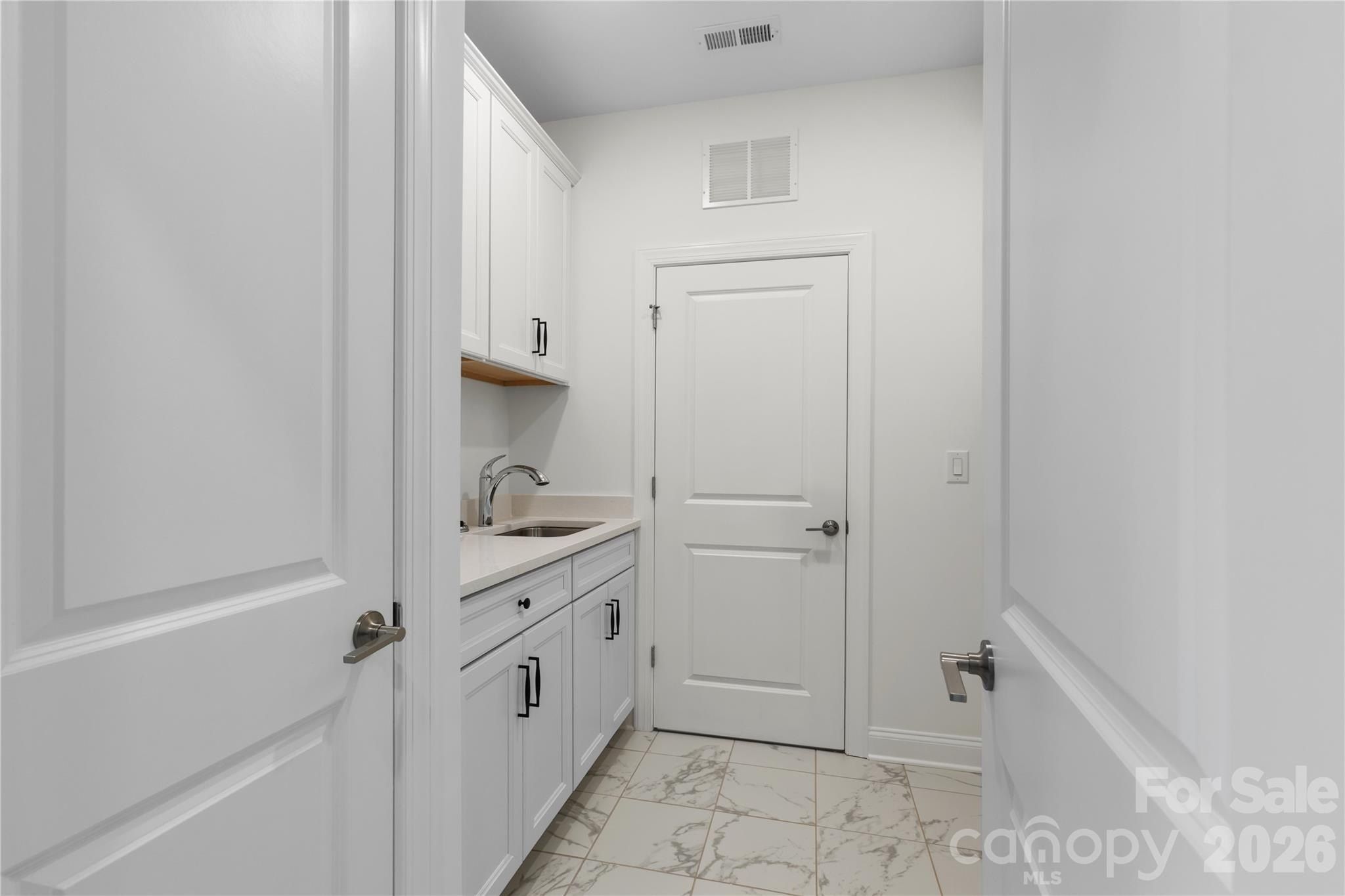 5944 Bakers Point. Hickory, NC 28602