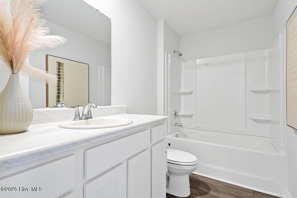 431 Driftwood Drive. Richlands, NC 28574