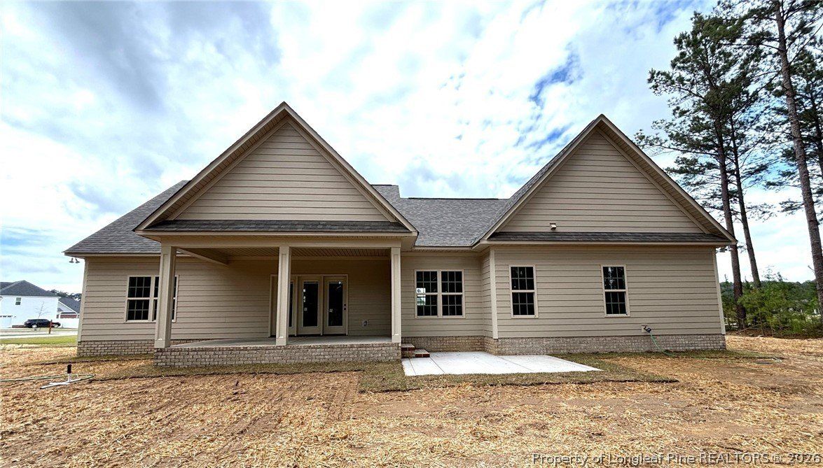 314 Baymeadow Bend. Lumberton, NC 28358