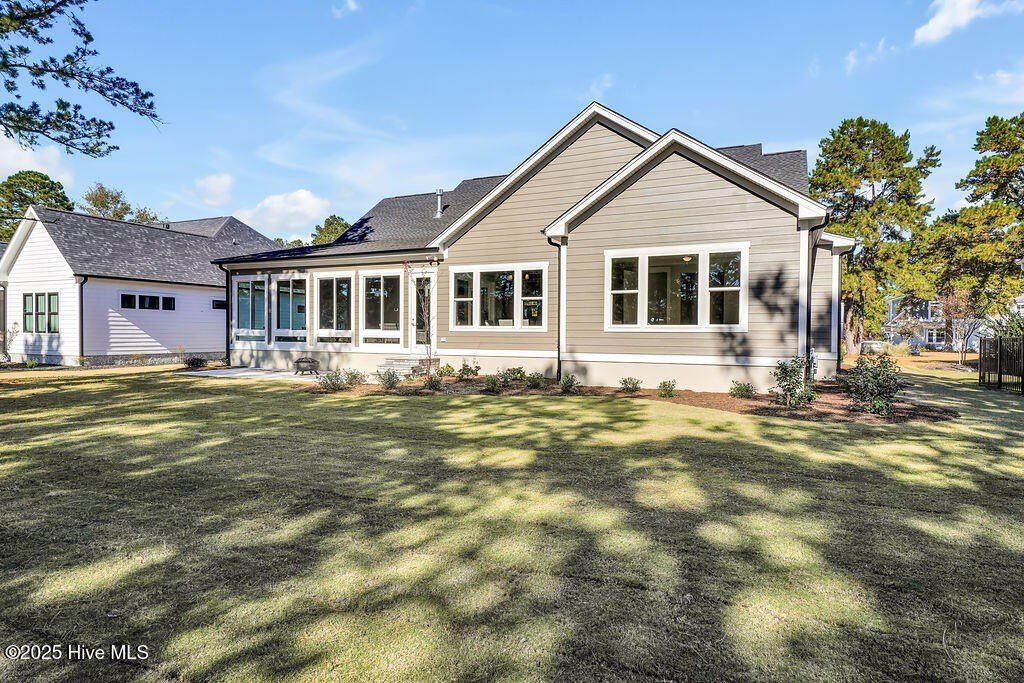 3791 Bay Colony Road Ne. Leland, NC 28451