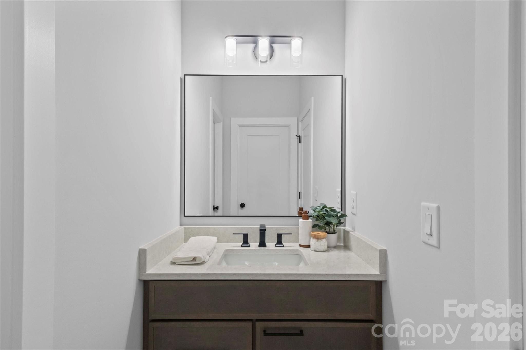 1613 Umstead Street. Charlotte, NC 28205