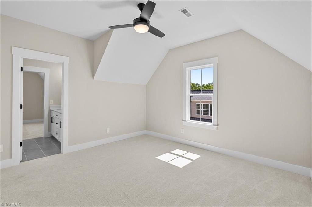 6099 Reynolda Trace. Greensboro, NC 27455