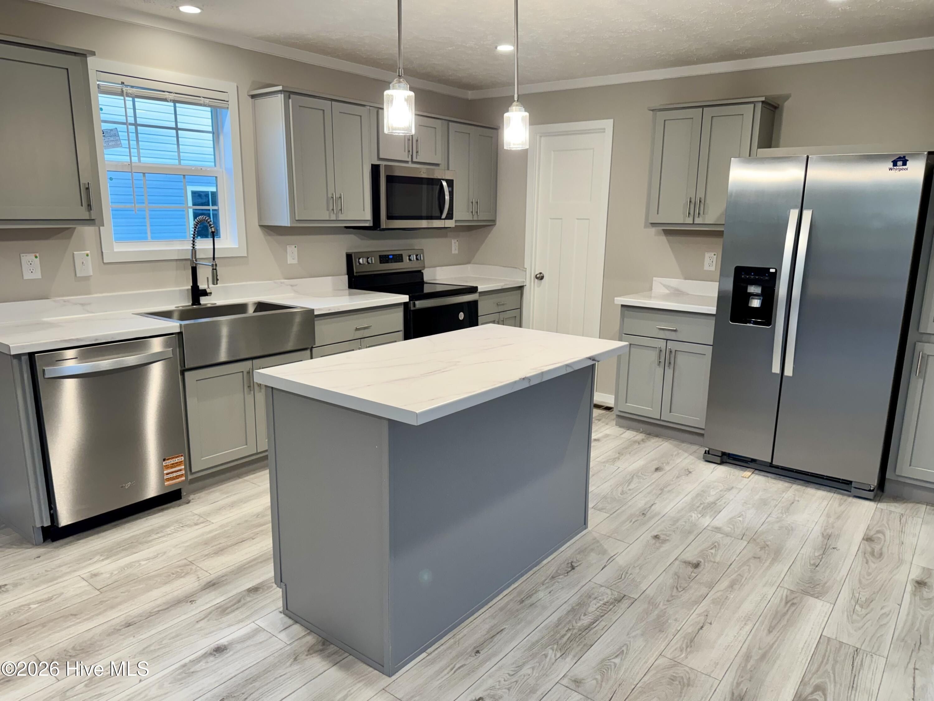 1025 Pine Ridge Court. Castle Hayne, NC 28429