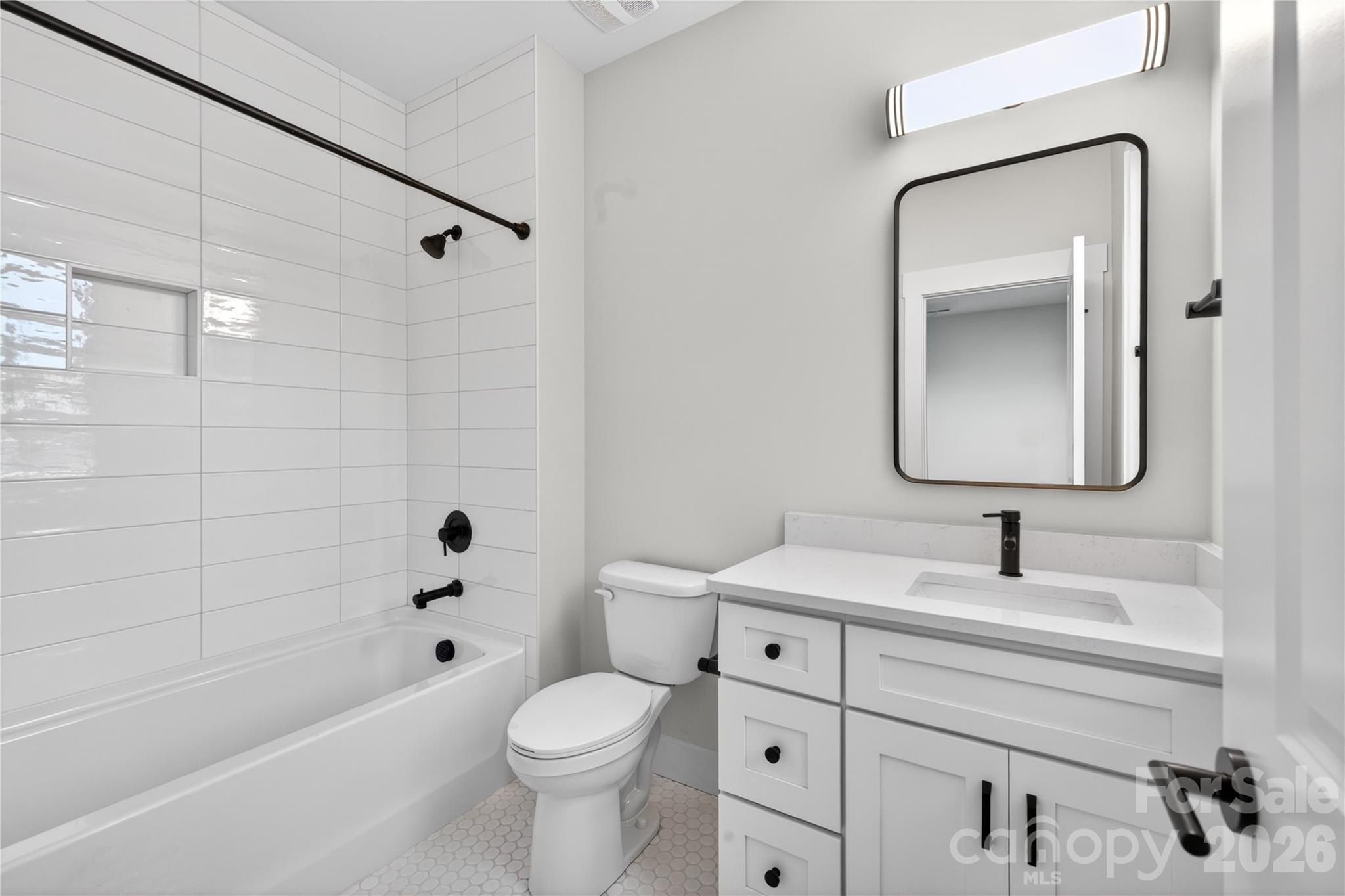 3883 12Th Street Ne. Hickory, NC 28601