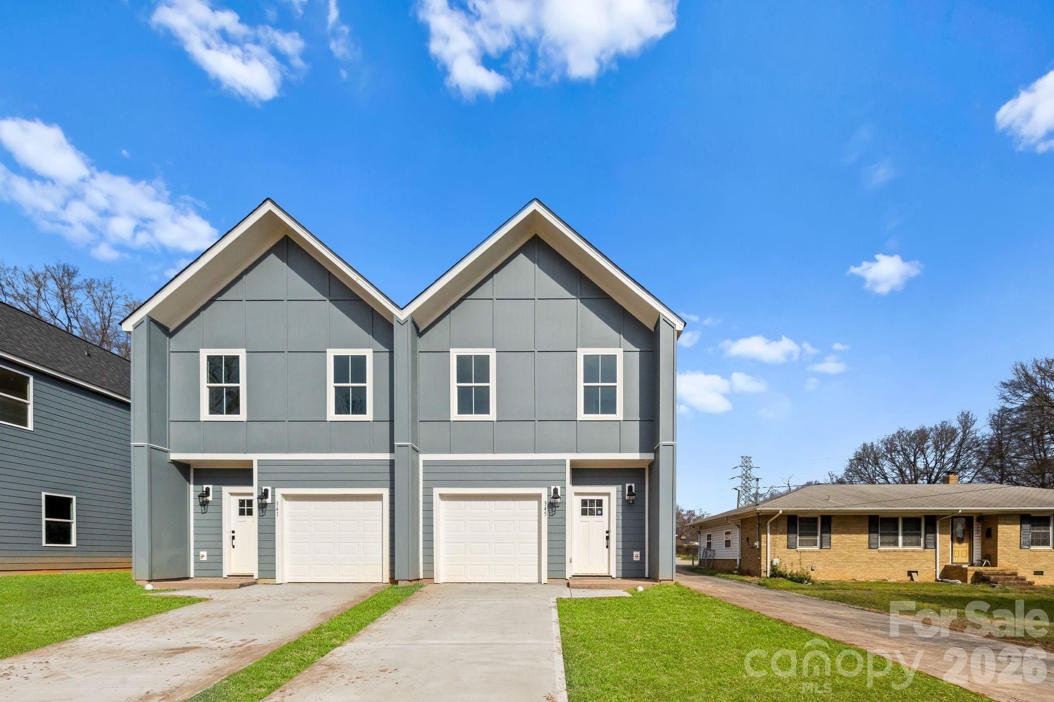 341 N Hoskins Road. Charlotte, NC 28216