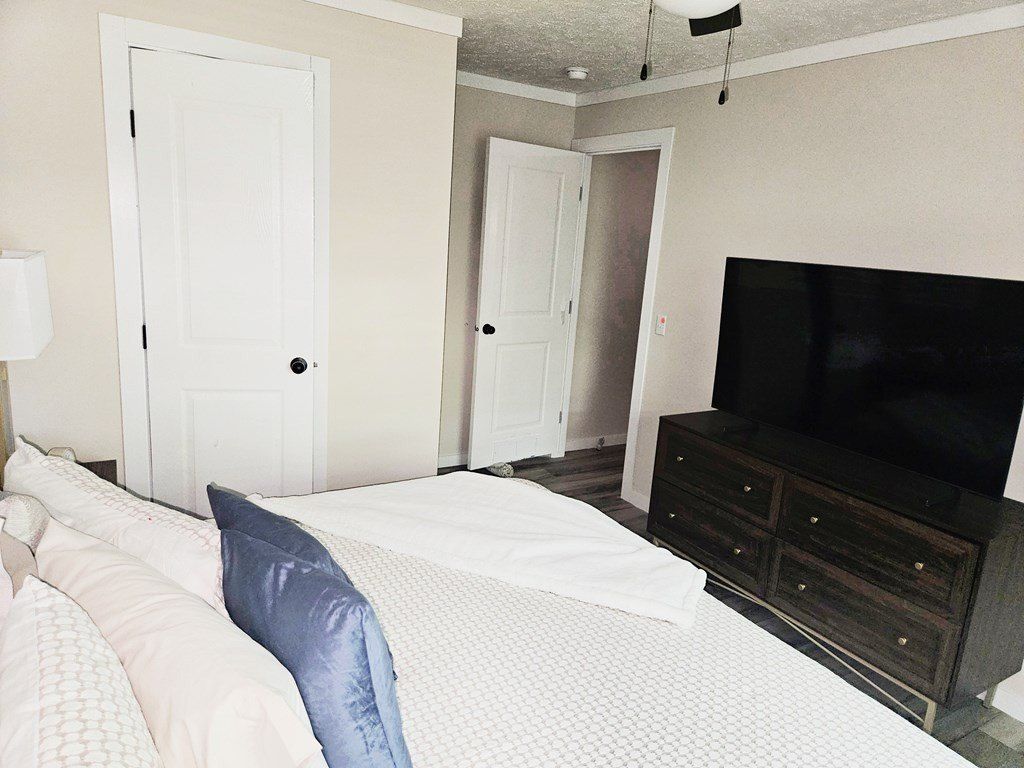 521 Carolina Village Circle. Franklin, NC 28734