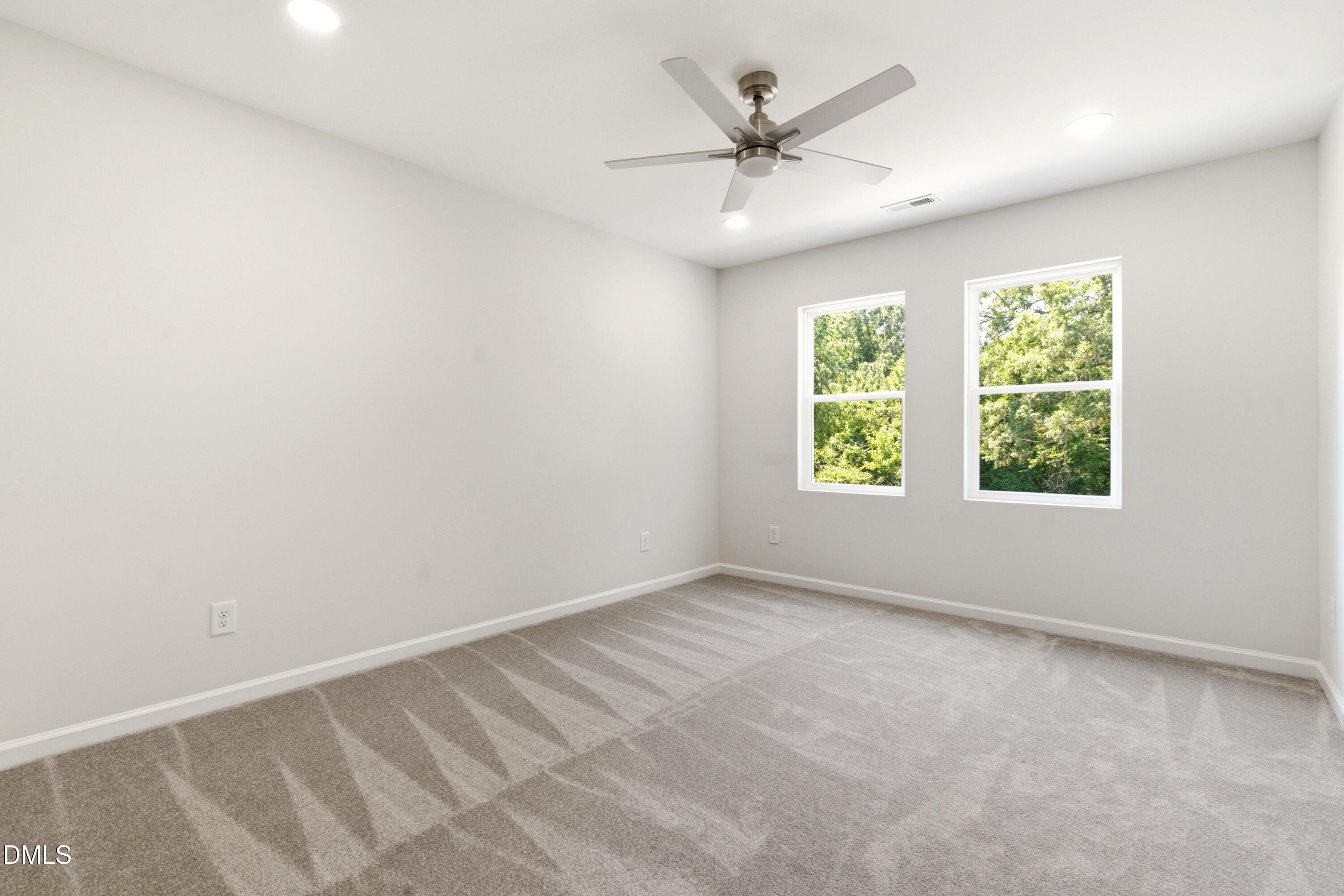 805 Lakeside Avenue. Burlington, NC 27217