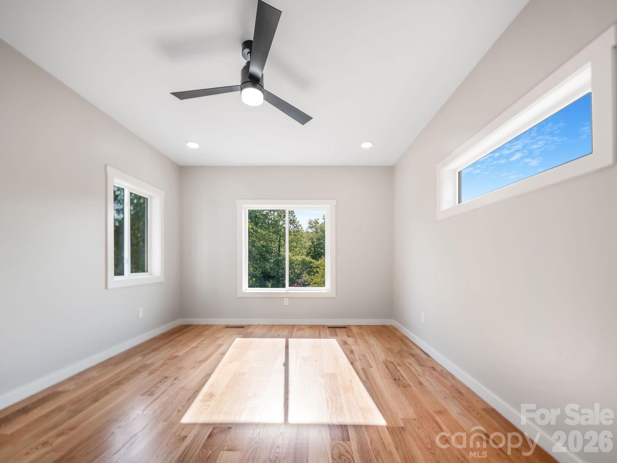14 Da Vinci Court. Asheville, NC 28806
