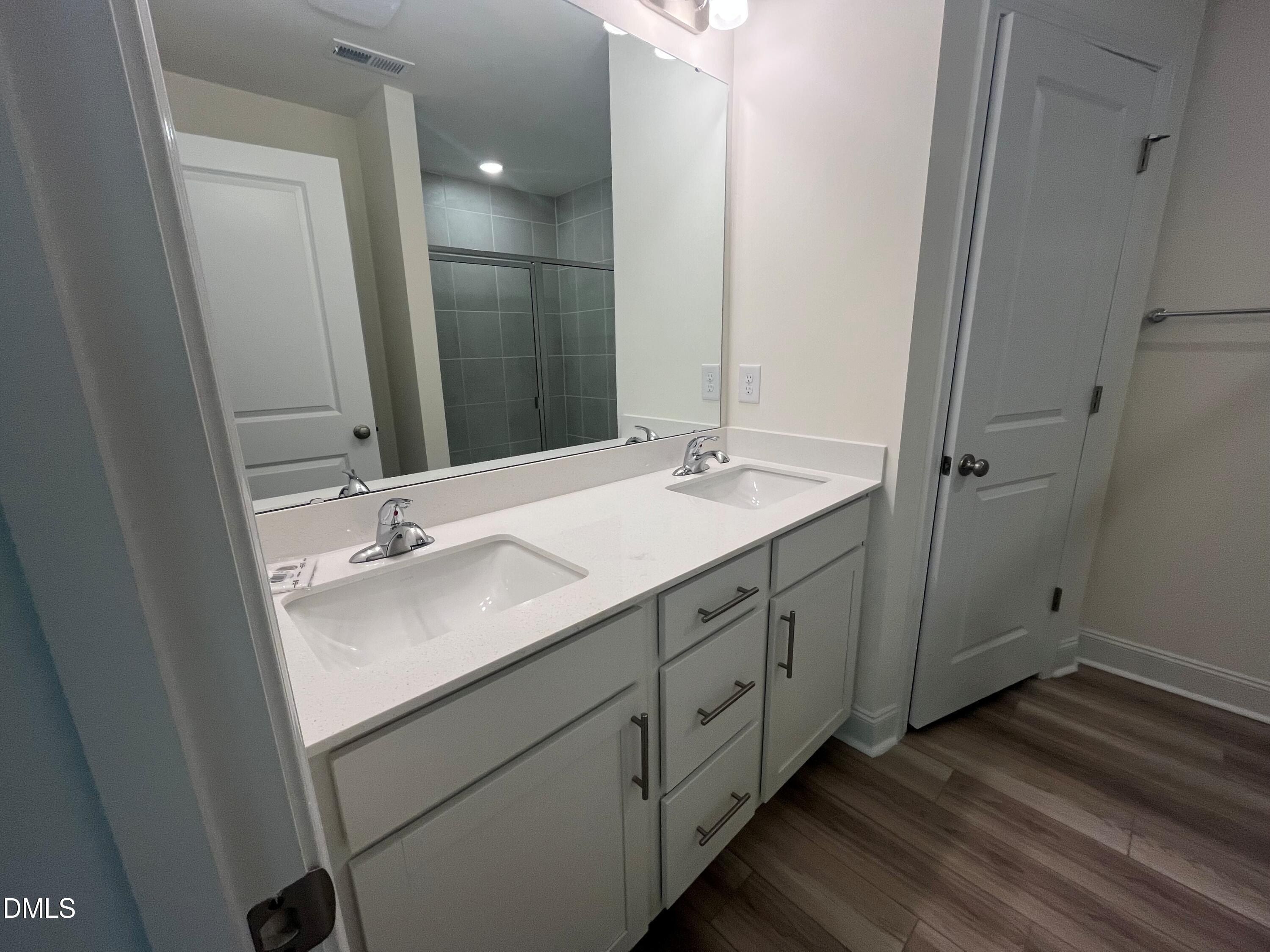 1274 Hammond Drive. Mebane, NC 27302