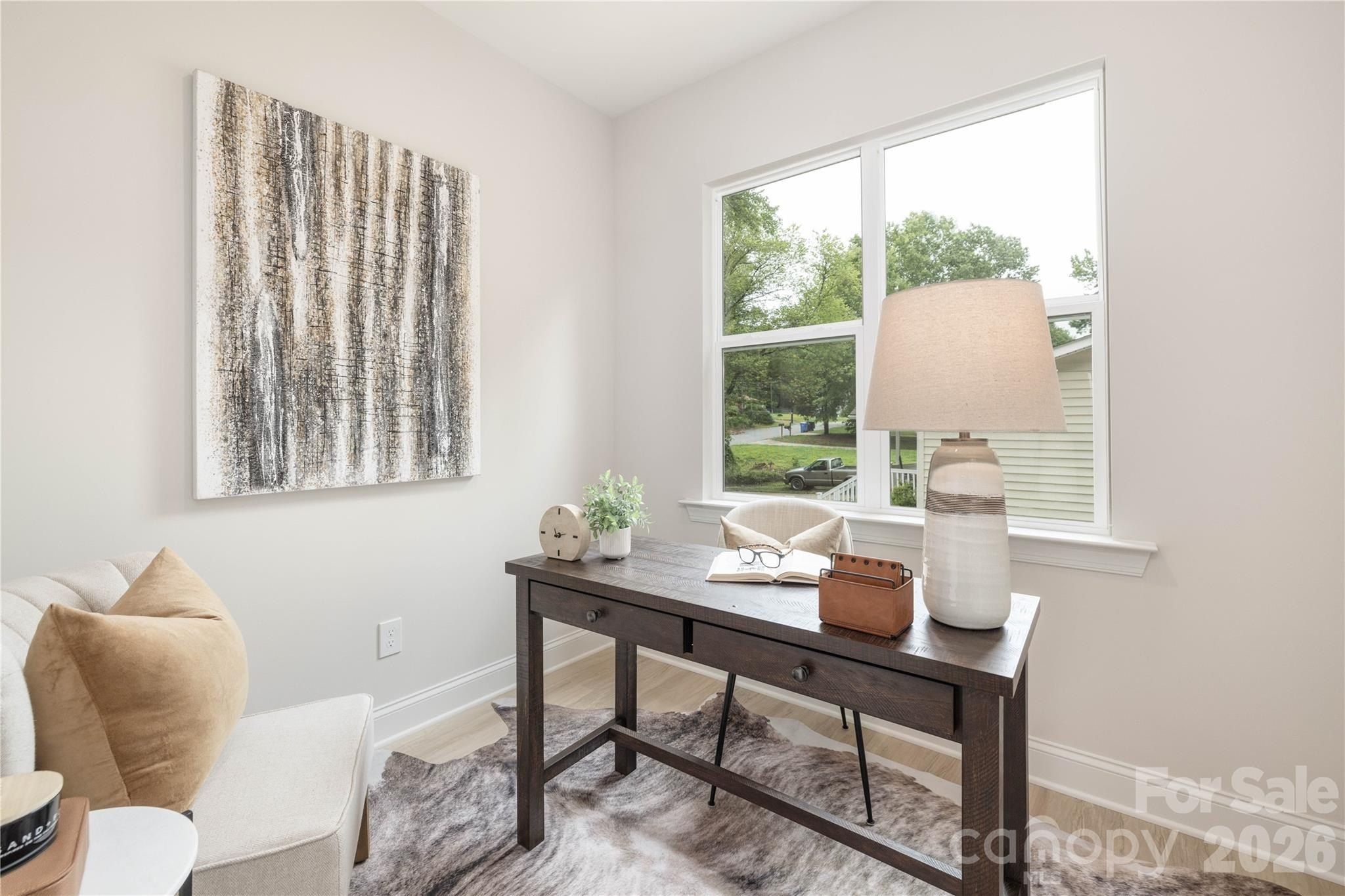 9218 Pinenoll Lane. Charlotte, NC 28215