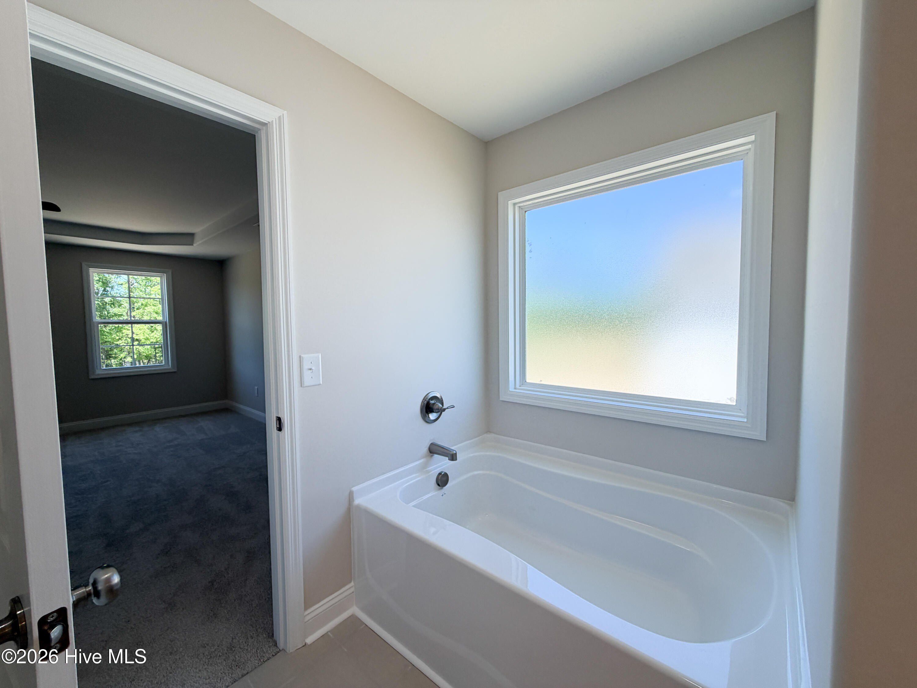 143 Cripple Creek Drive. Peletier, NC 28584