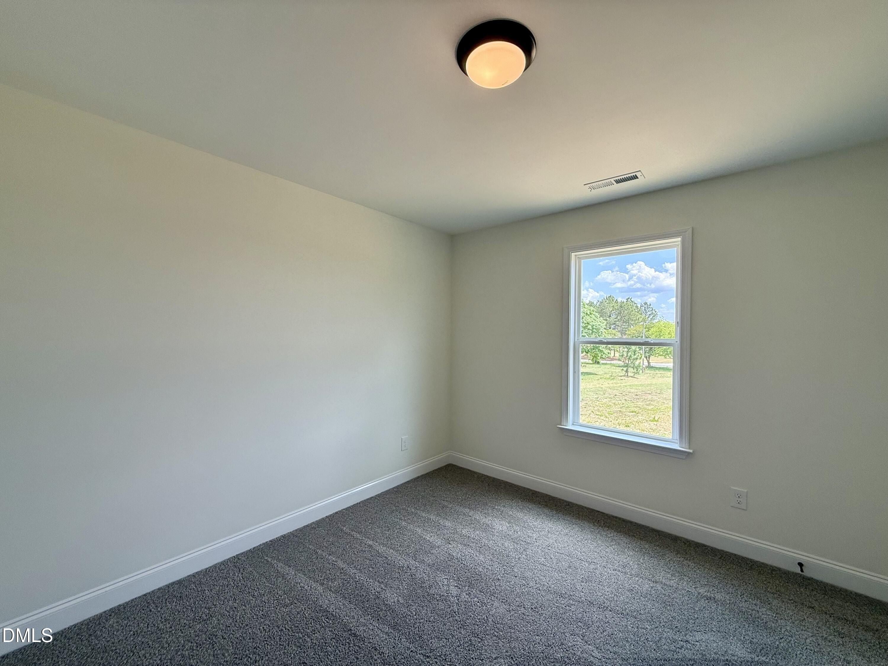 87 Sundrops Trail. Dunn, NC 28334