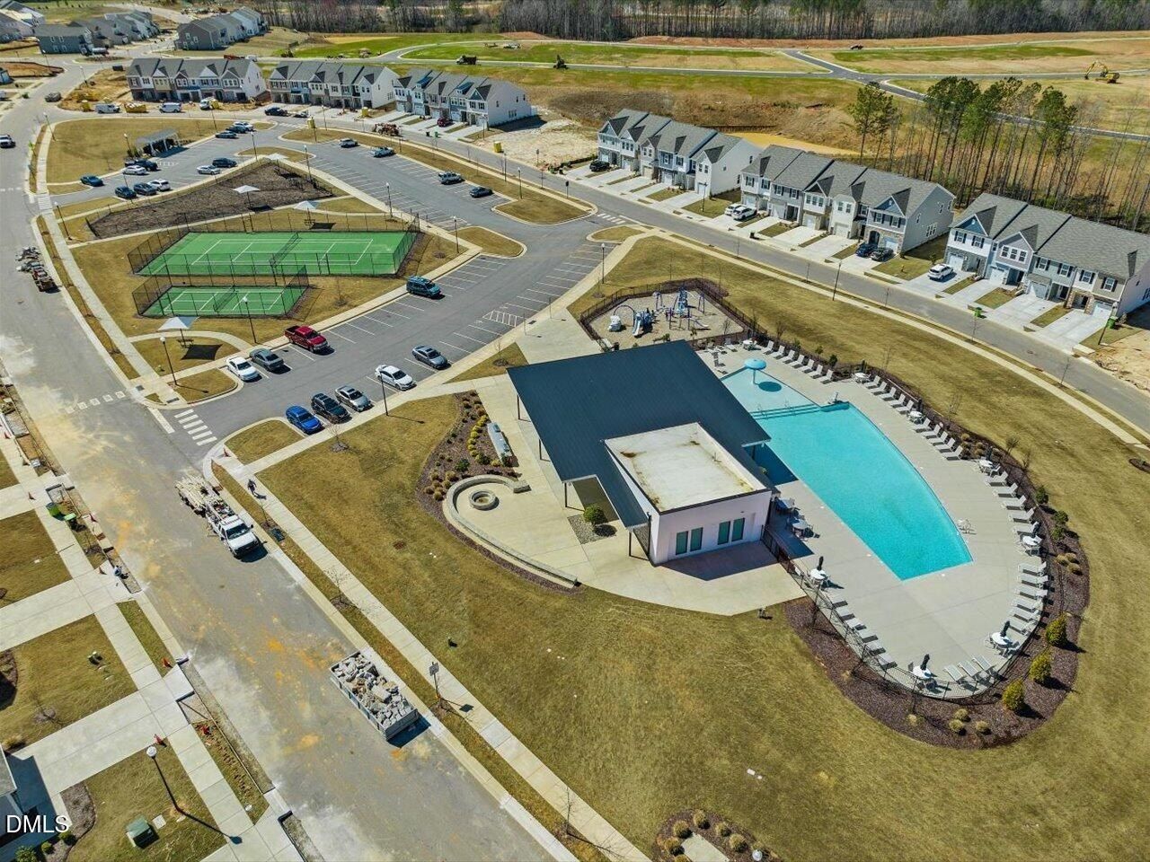1561 Briar Brook Lane. Zebulon, NC 27597
