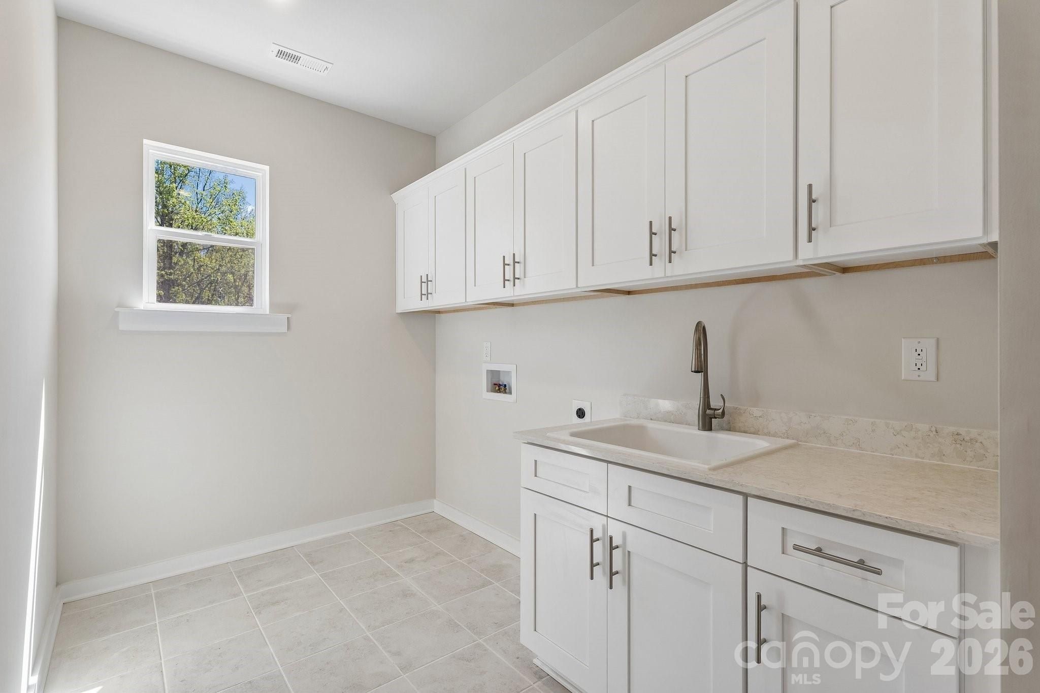 204 E Warfield Drive. Mooresville, NC 28115