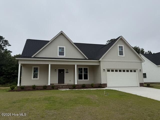 3295 School View Drive. Farmville, NC 27828