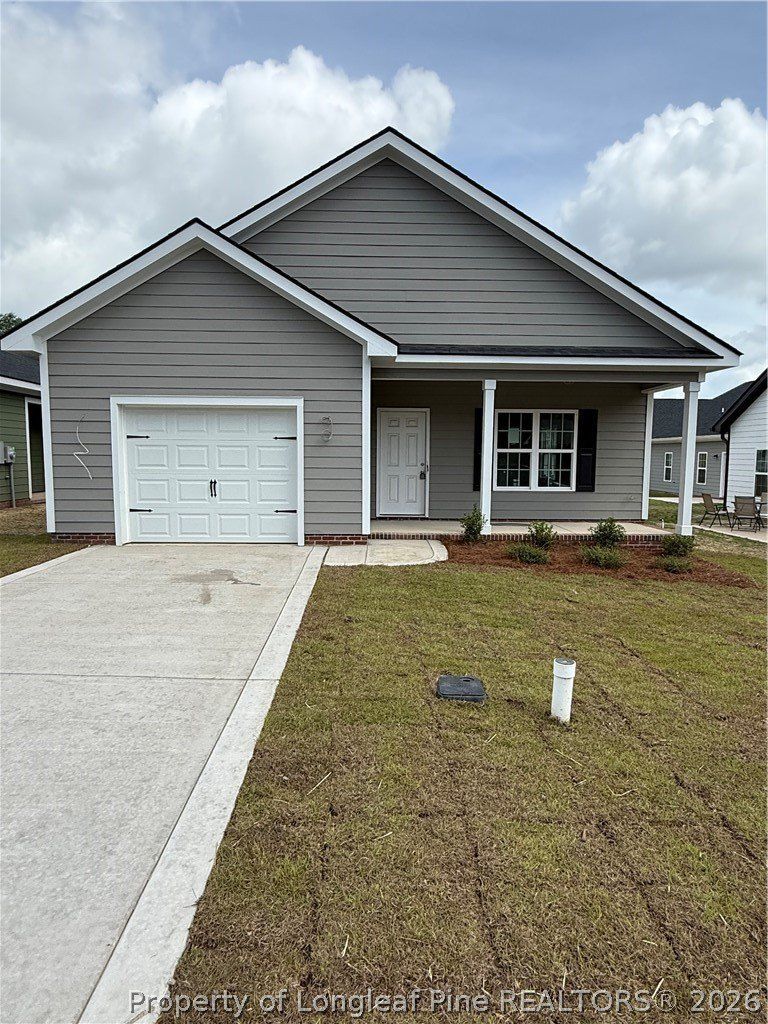 Lee Street. Spring Lake, NC 28390